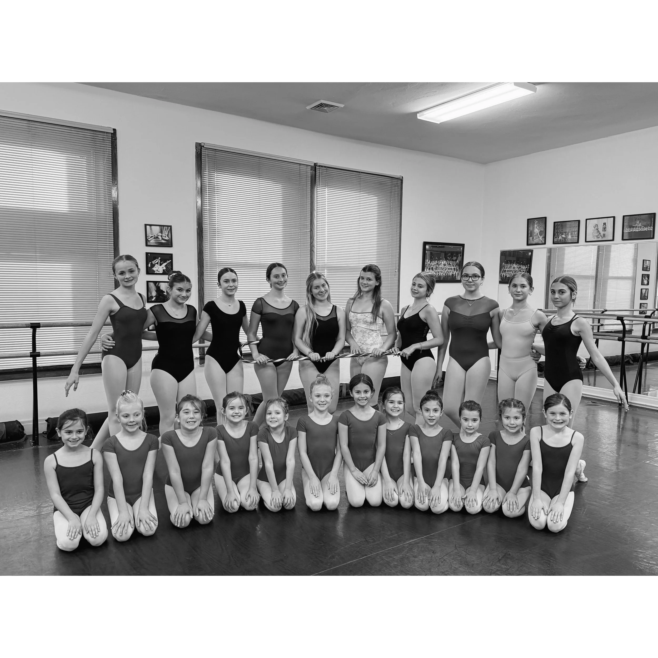 Candy Scene is coming along &amp; this bunch is as sweet as a candy cane! 🤍✨❤️

📸 @balleyla_ 

#jhodance #jho39years #cnydance #localdancestudio #romenydance