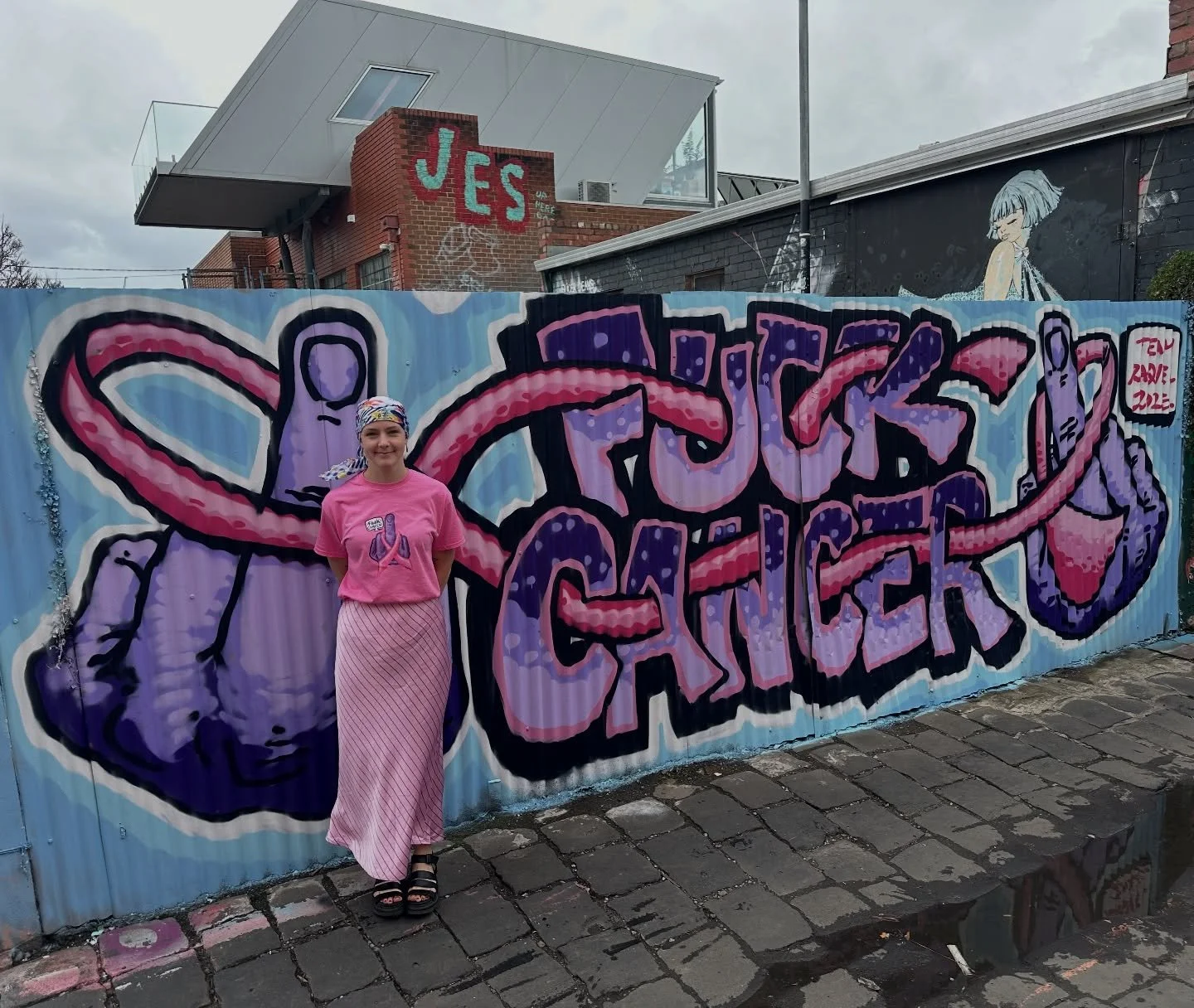 Created this mural for the FK Cancer fundraiser. Not gonna lie, the surface was a challenge to paint on but I&rsquo;m really happy with how it turned out.
.
I added English into this mural which I don&rsquo;t usually do. I just wanted to say it out l