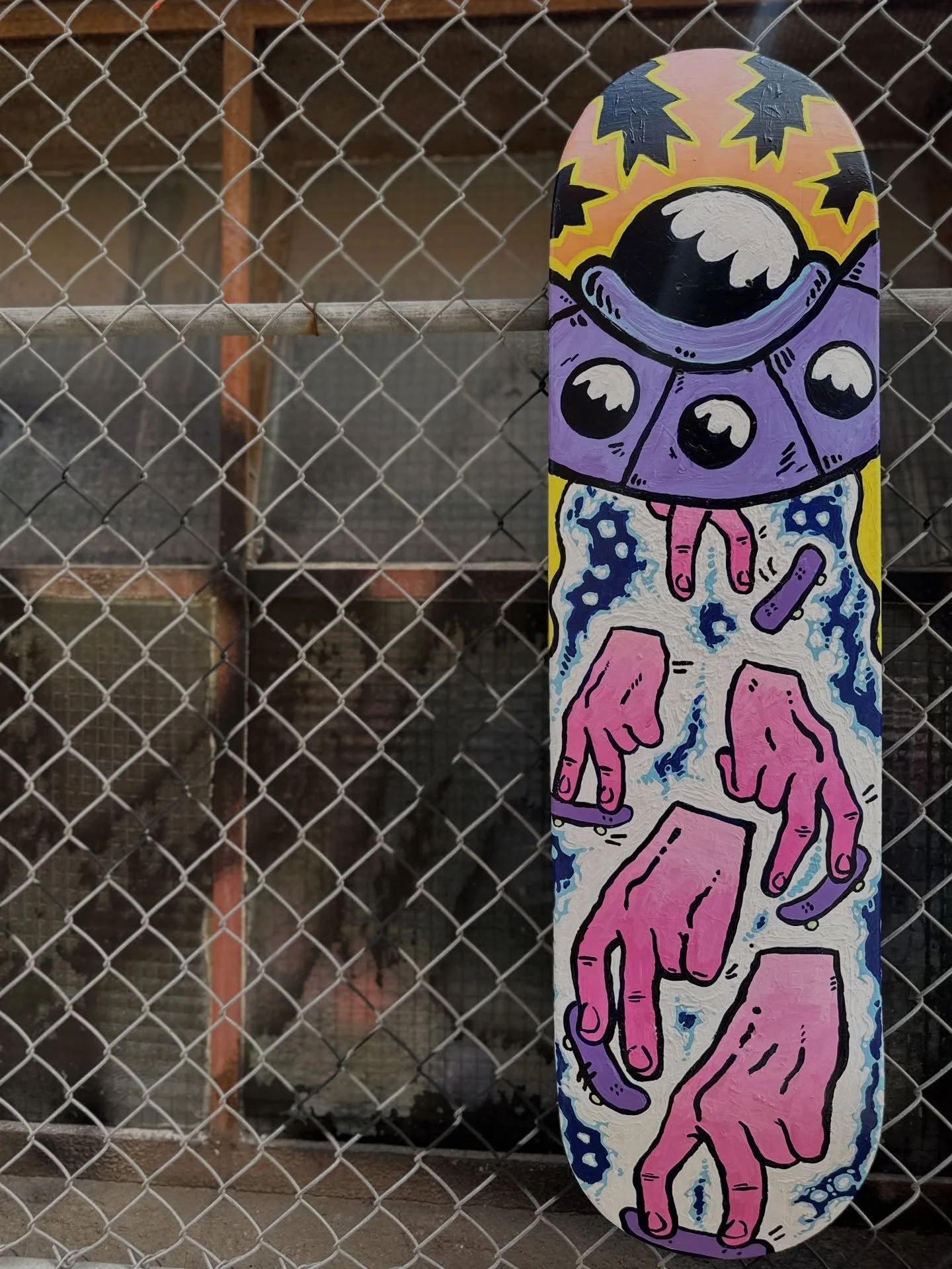 No Skate Allowed!
Now showing at @forthedeckade @schoolhouse_studios
See you there tonight!
.
.
.
#gonketa #fortheart #deckade #deafartist #visualartist