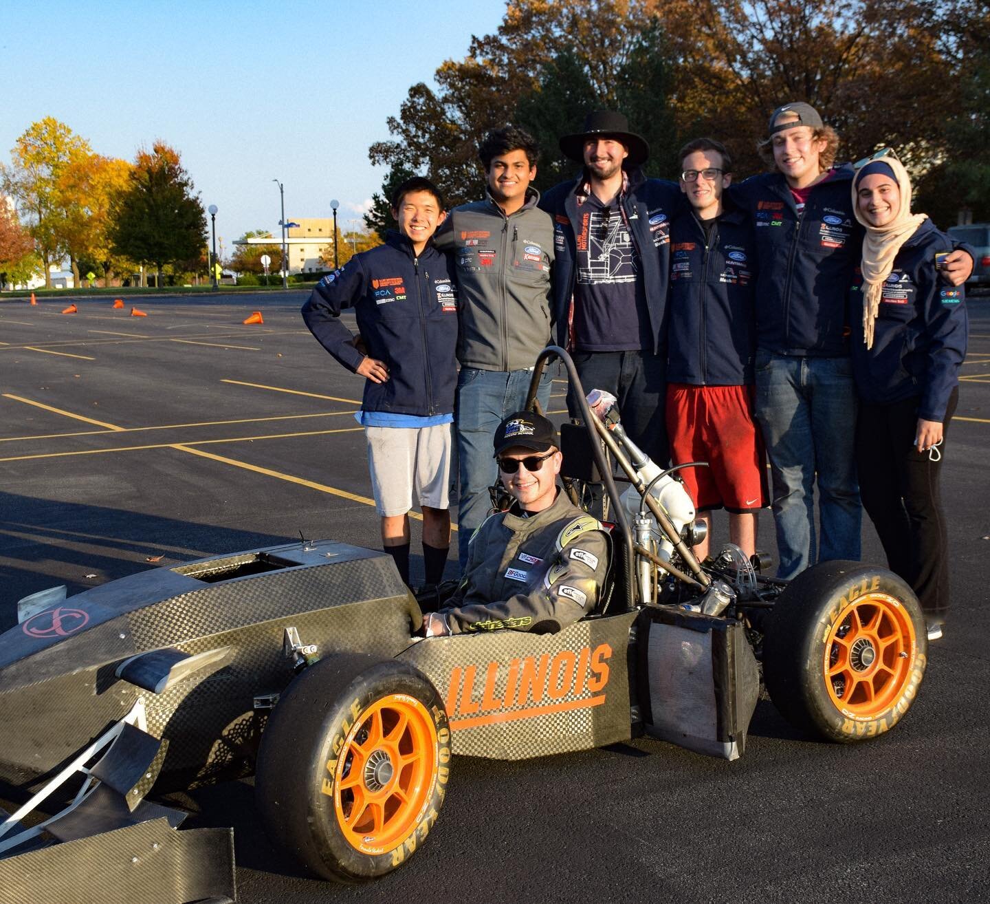 Check out @illinoisfsae repping our embroidered jackets! All sponsors and brand names are embroidered onto this jacket for a clean, professional look! Keep your team warm with your own custom outerwear!🥳