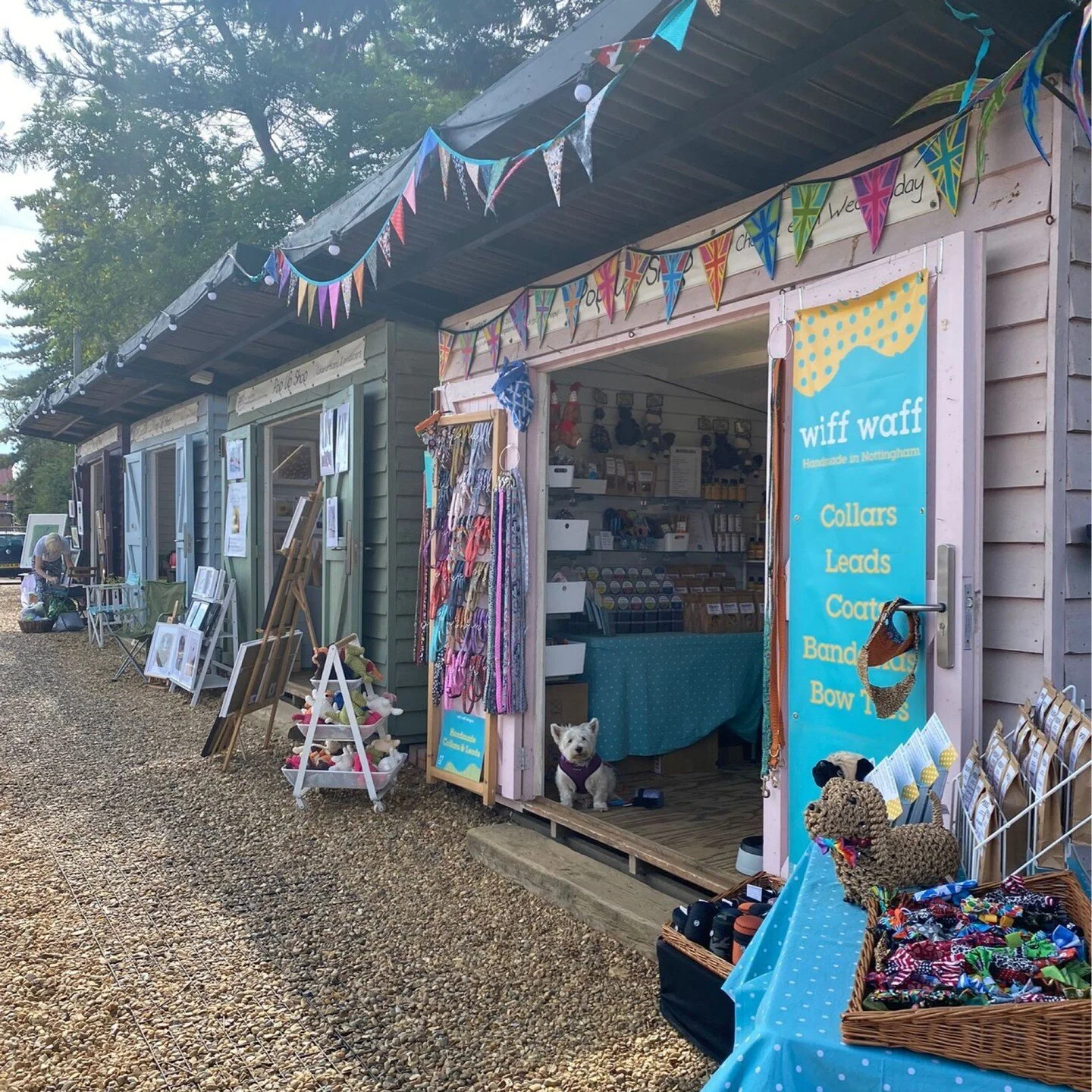 Tomorrow is our last day @Dalegatemarket in North Norfolk - so there’s still time to visit us if you’re nearby! It’s been great to meet so many lovely customers and their four legged friends ๐พ
#dalegatemarket #northnorfolk #popups