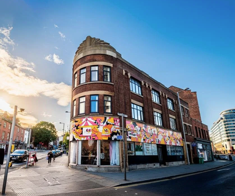 the carousel art studio and co working