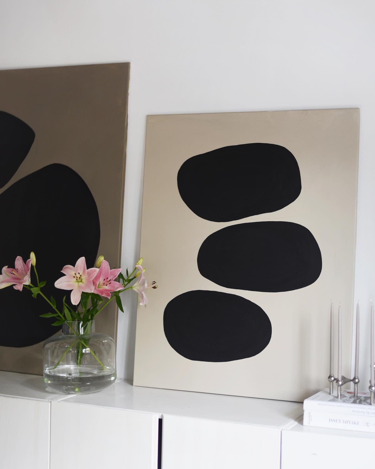 🍂🍂🍂

[SOLD] acryl on canvas, 2022 &mdash;100x120cm

#studiolh #luiseheide #artforbreakfast #schattenfugenrahmen #frankfurtart #frankfurtkunst #femaleartist #iiconthewall #kunstreel #artreel #artsyreel #abstractart #contemporarypainting #frankfurta