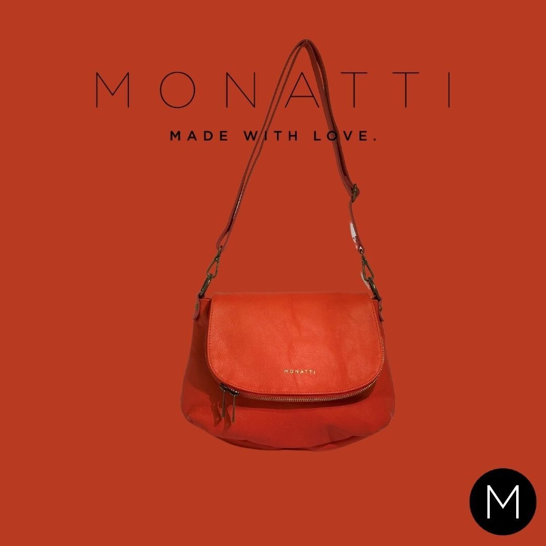 Entdecken die perfekte Umh&auml;ngetasche, die nicht nur deinen Stil unterstreicht, sondern auch dein Herz im Sturm erobert.
#monatti #echtesleder #handtasche #madeinitaly