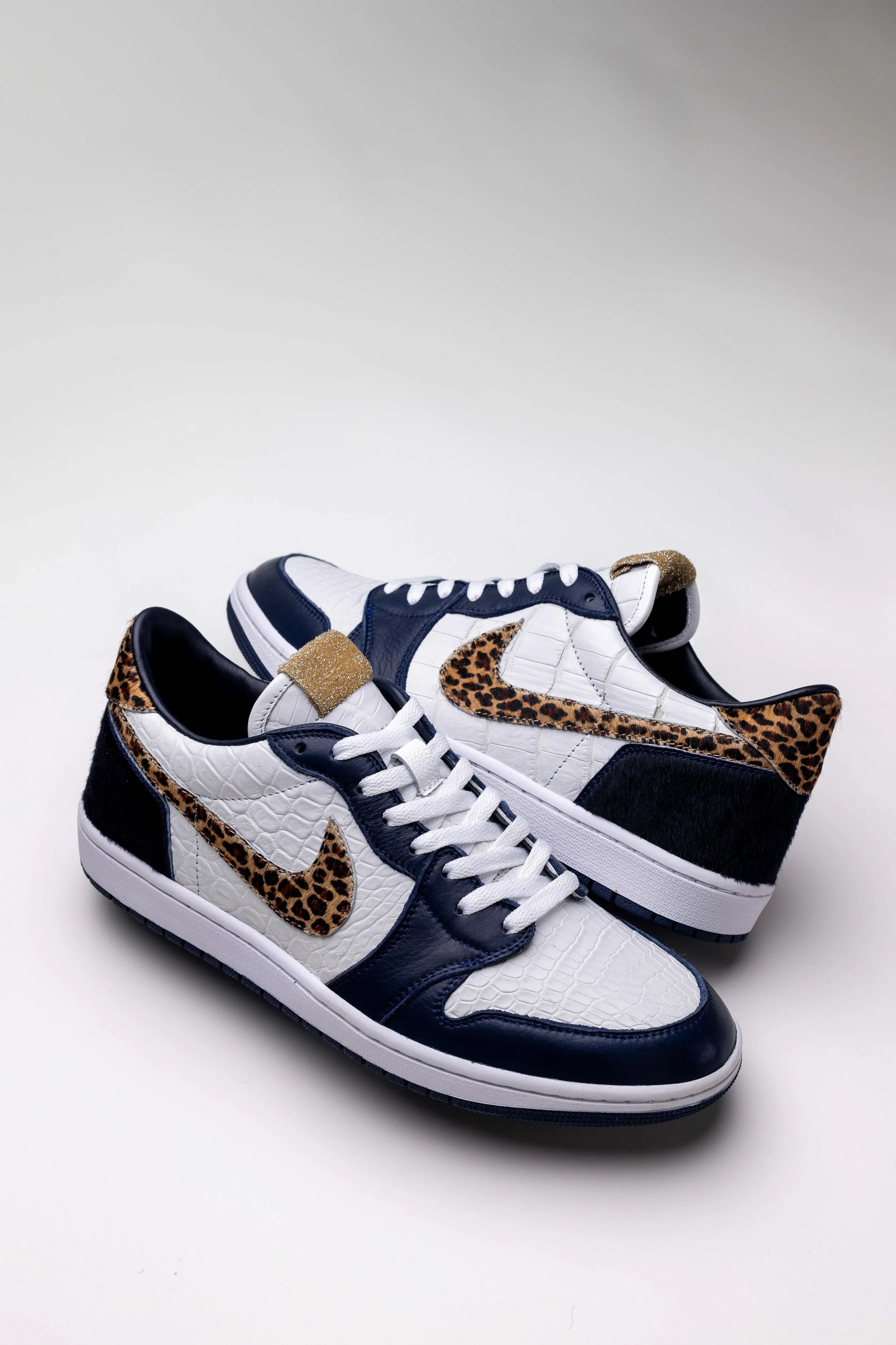 VIJZ Bespokes Custom Air Jordan 1 Blue Leopard-8.jpg