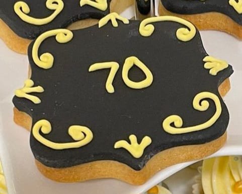 516 70th Birthday Cookie