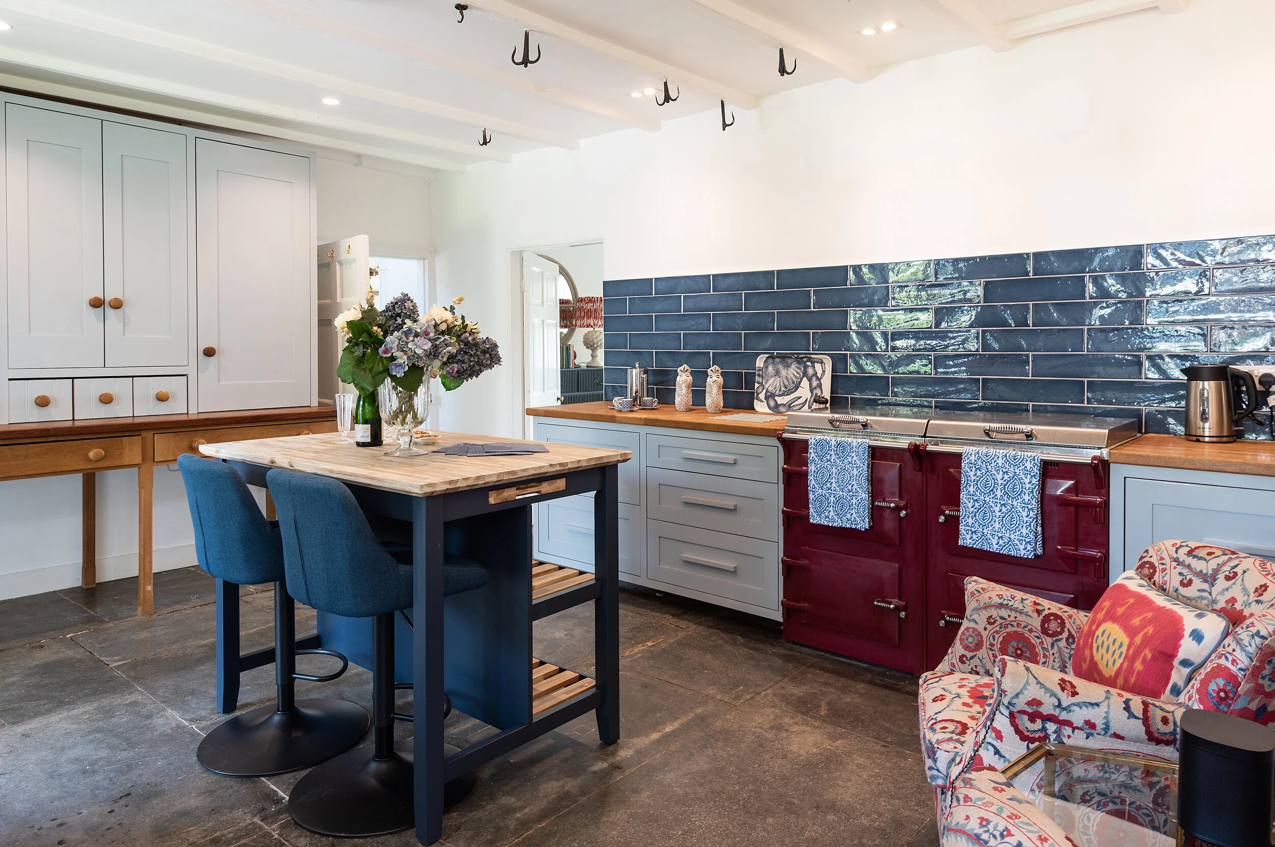 Kitchen2.jpg