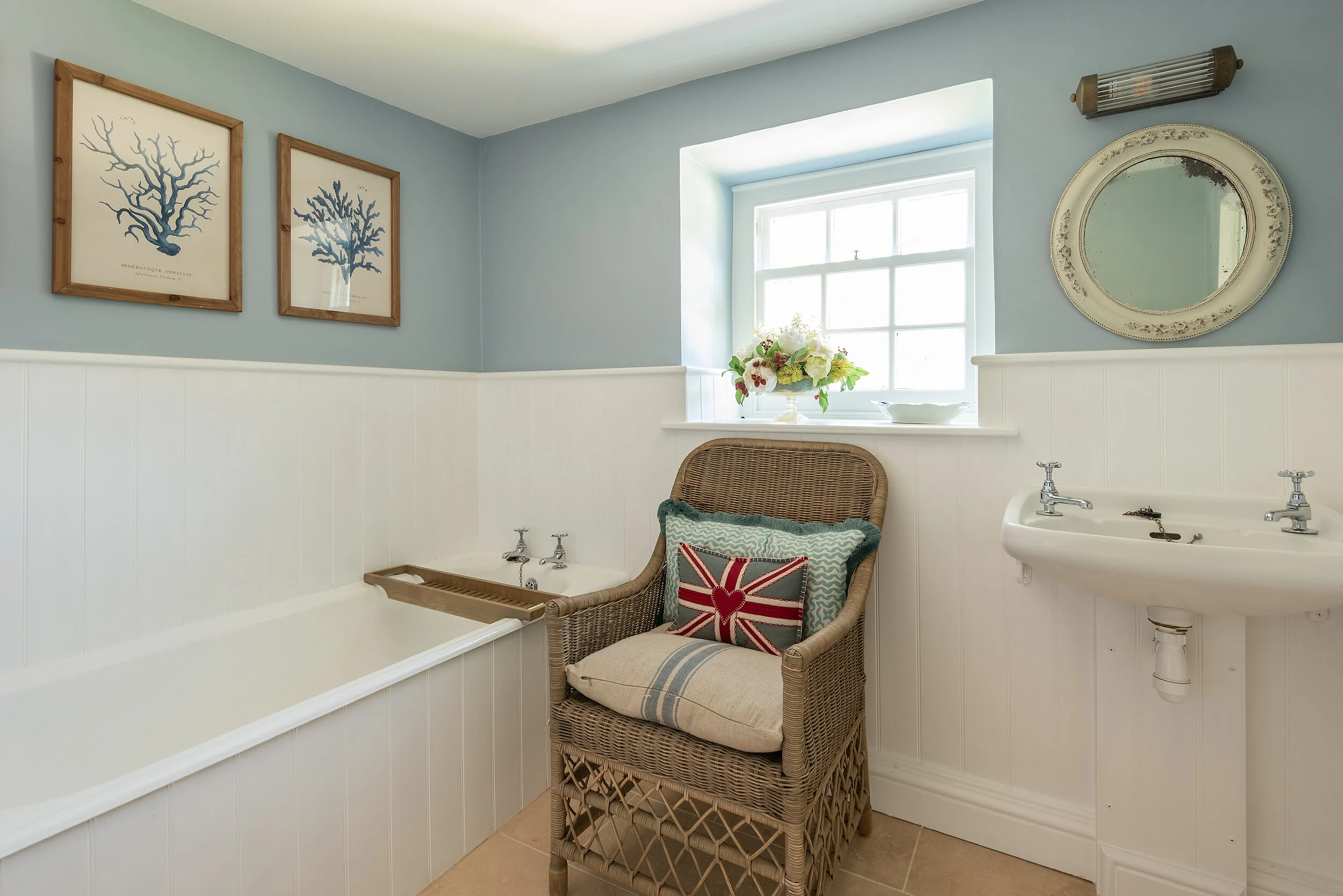 Family bathroom.jpg