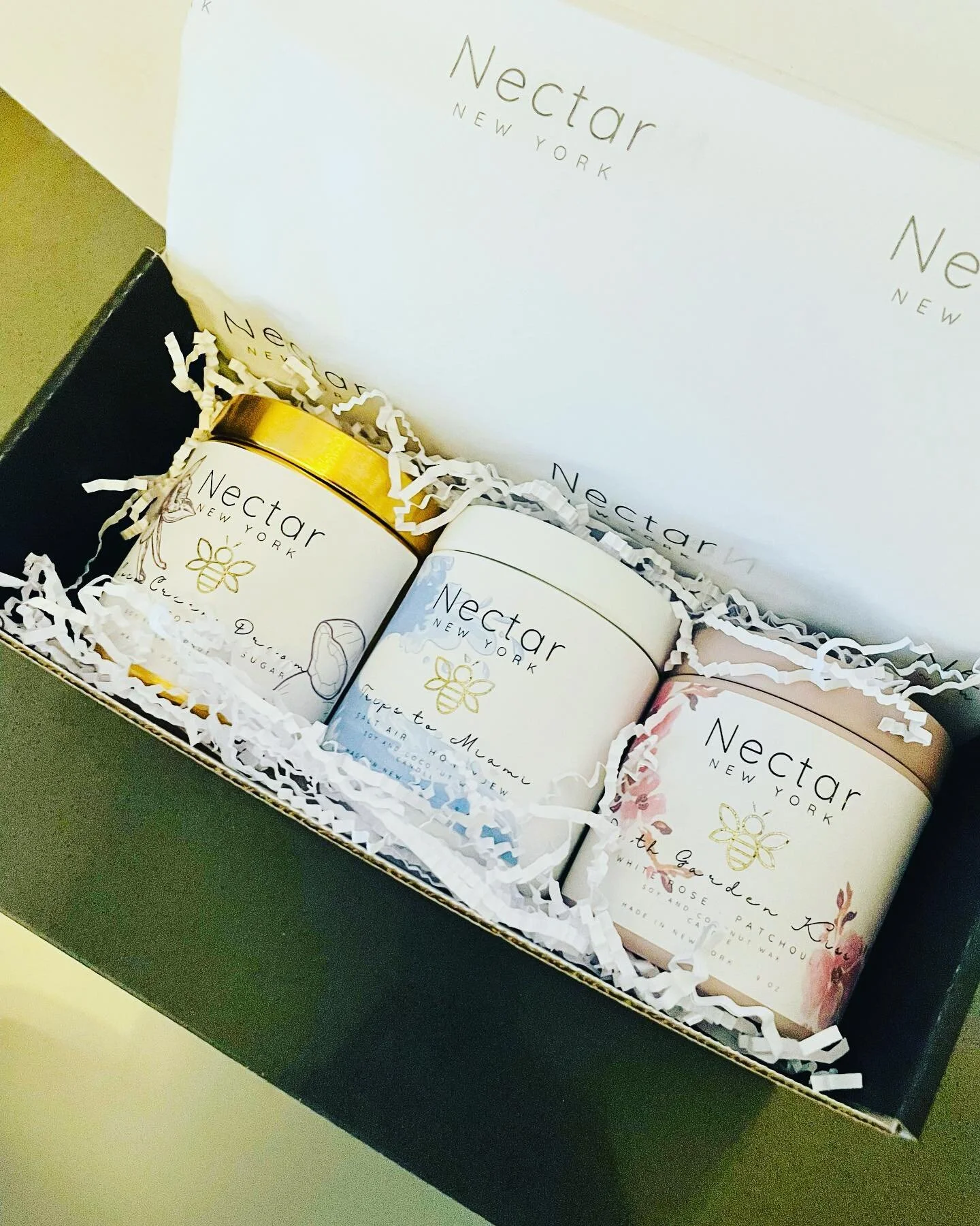 The Spring Collection gift set is now on sale!!! Features 3 delicious candles for spring: Coco Cream Dream, Trips to Miami and South Garden Kiss. Check out the shop! We promise it&rsquo;s the best smelling place on IG! #candles #newyorkcity #topselli