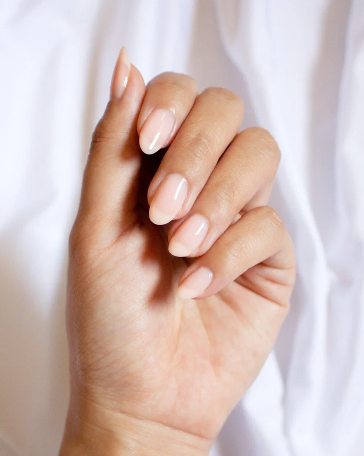 Peach Macaron Light Lacquer manicure
