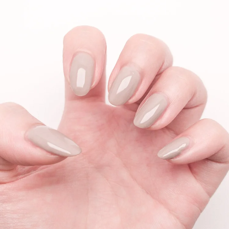 Warm Taupe Light Lacquer manicure