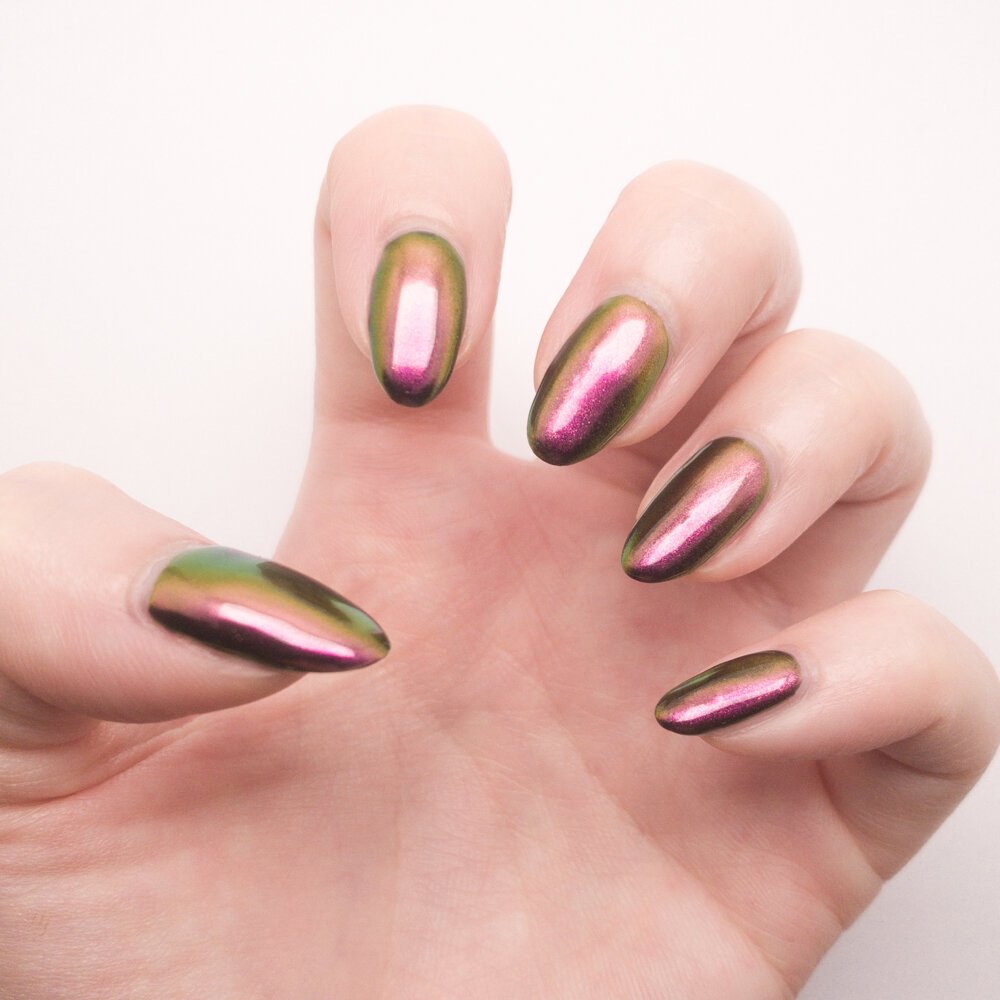 Nails of the week – green/purple duochrome | So Many Lovely Things