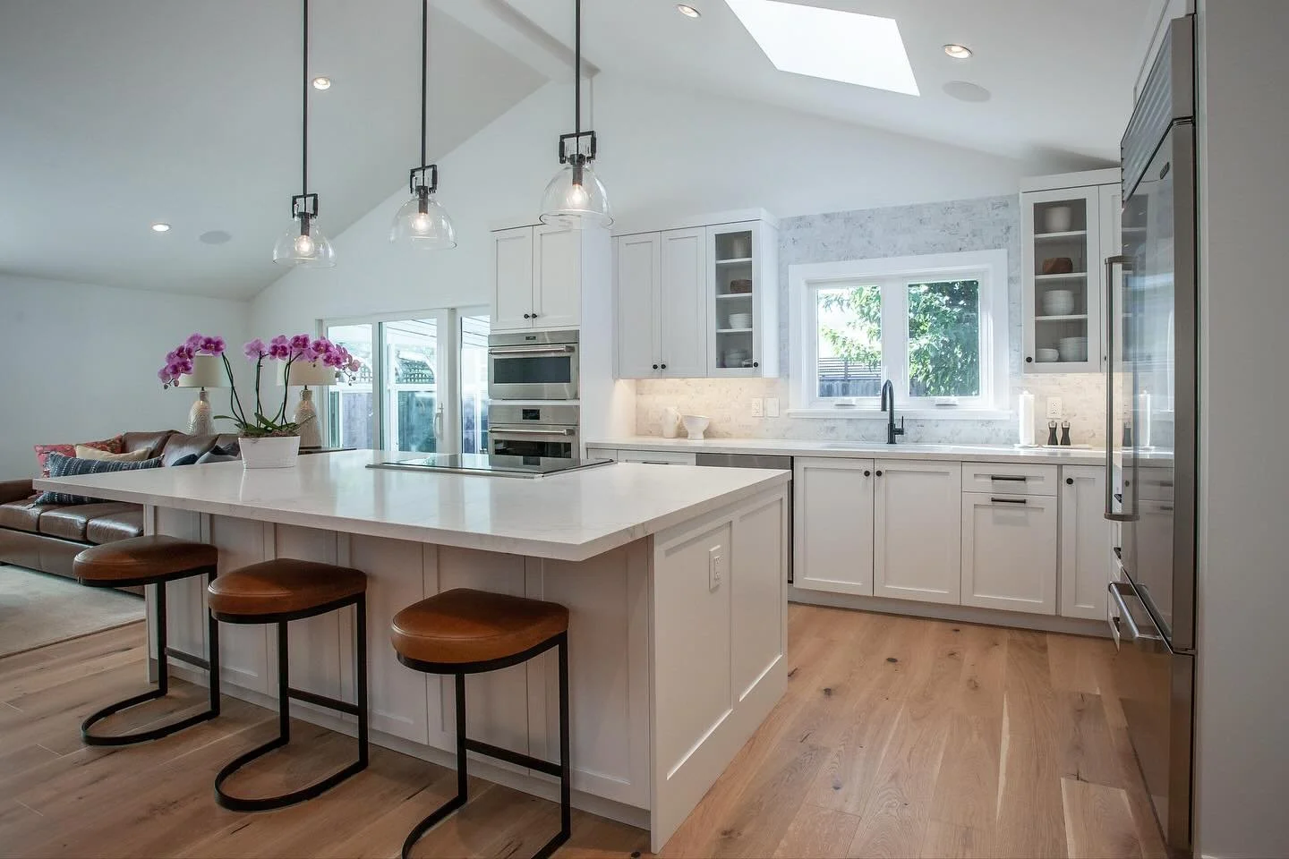 Some beautiful transformation photos of our Yountville Sanctuary project designed by Khara and Amber. Swipe through to see how the place looked before!
This kitchen was awarded a 2025 Crystal Cabinets design award for their affordable custom line. 

