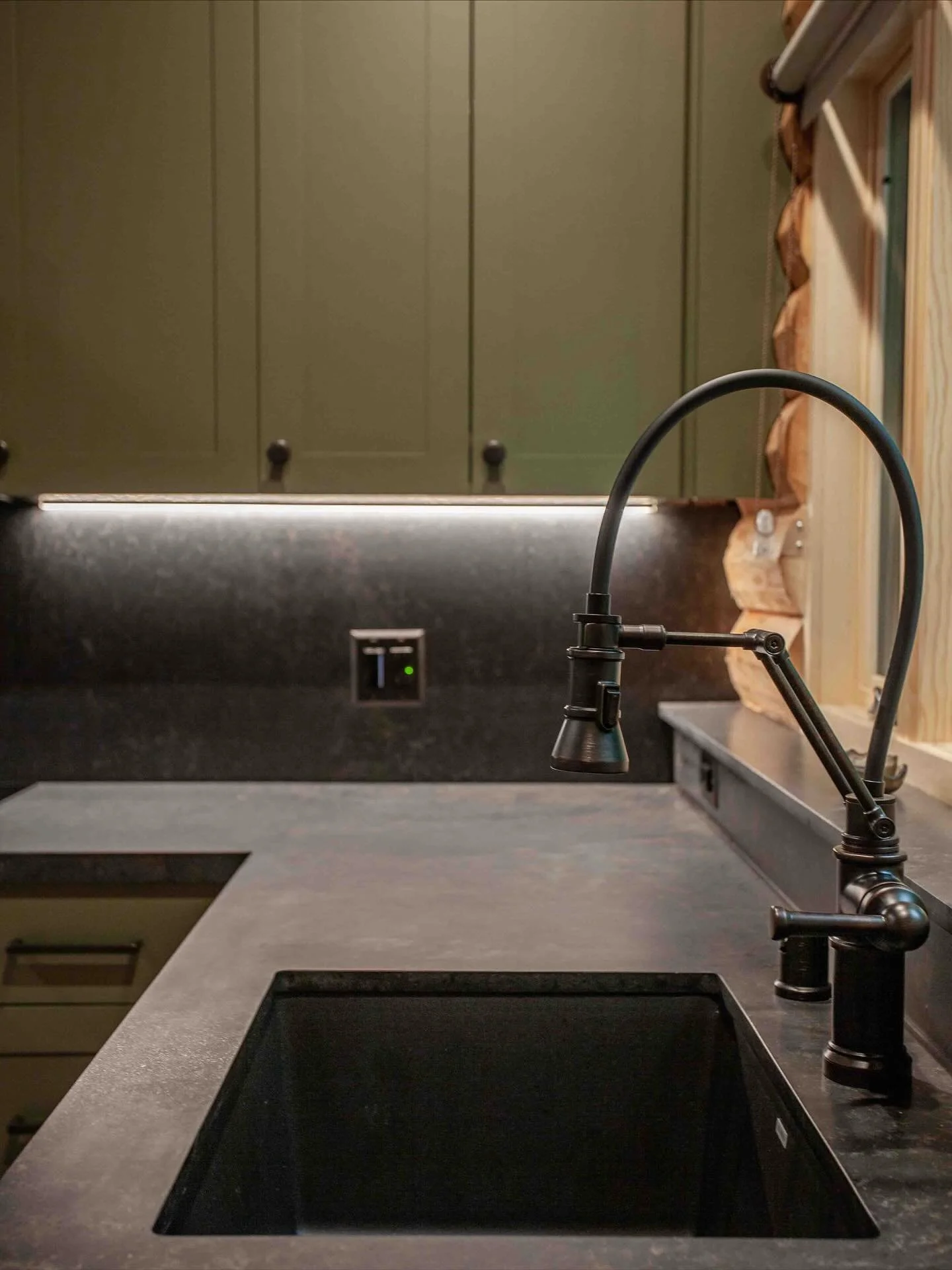 The perfect pine green for this little cabin in the woods.🌲 design by Rachael