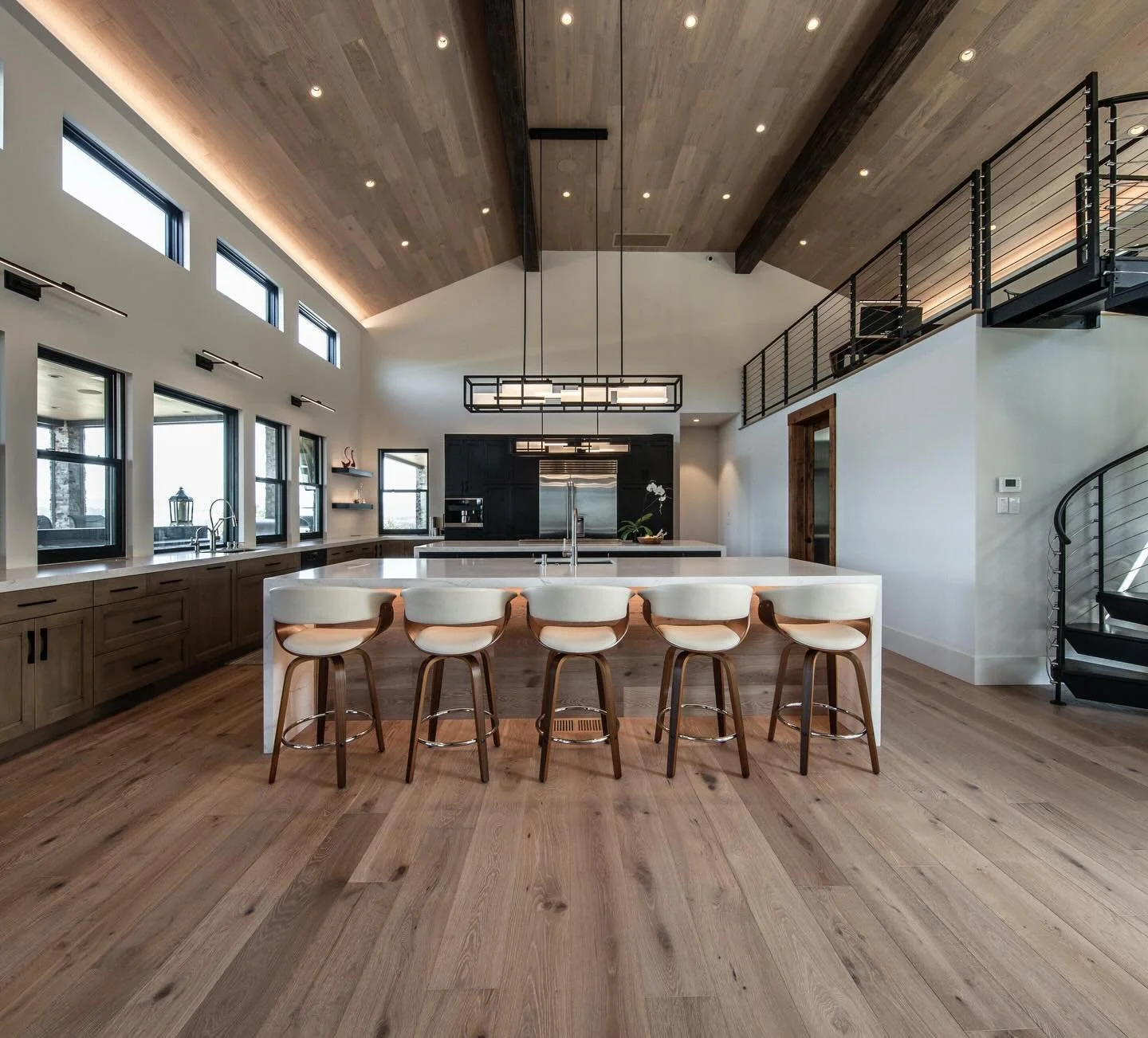 Some reflections from Paige and Amber about their Sonoma Mountain Estate project.