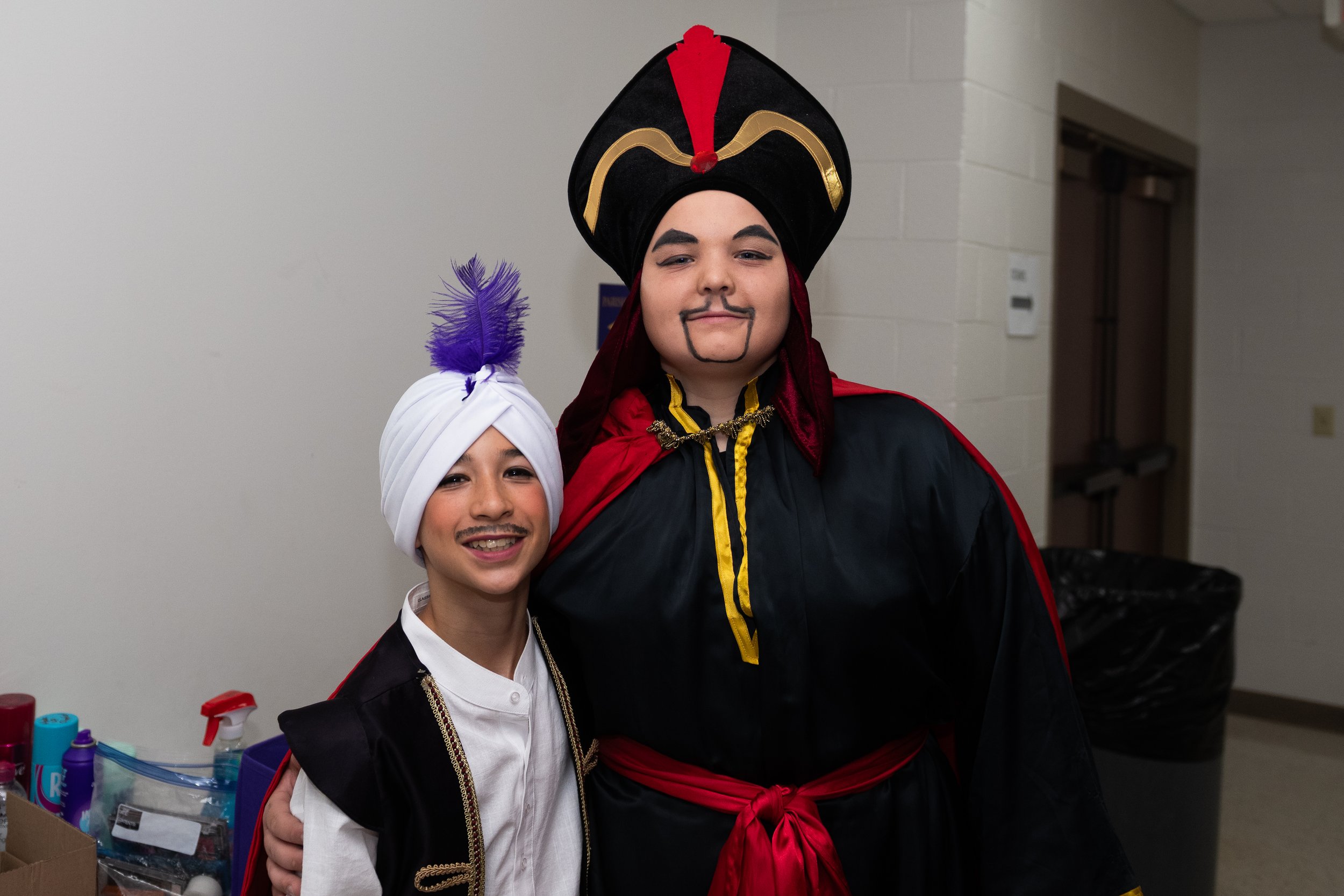 Aladdin getting ready2.jpg