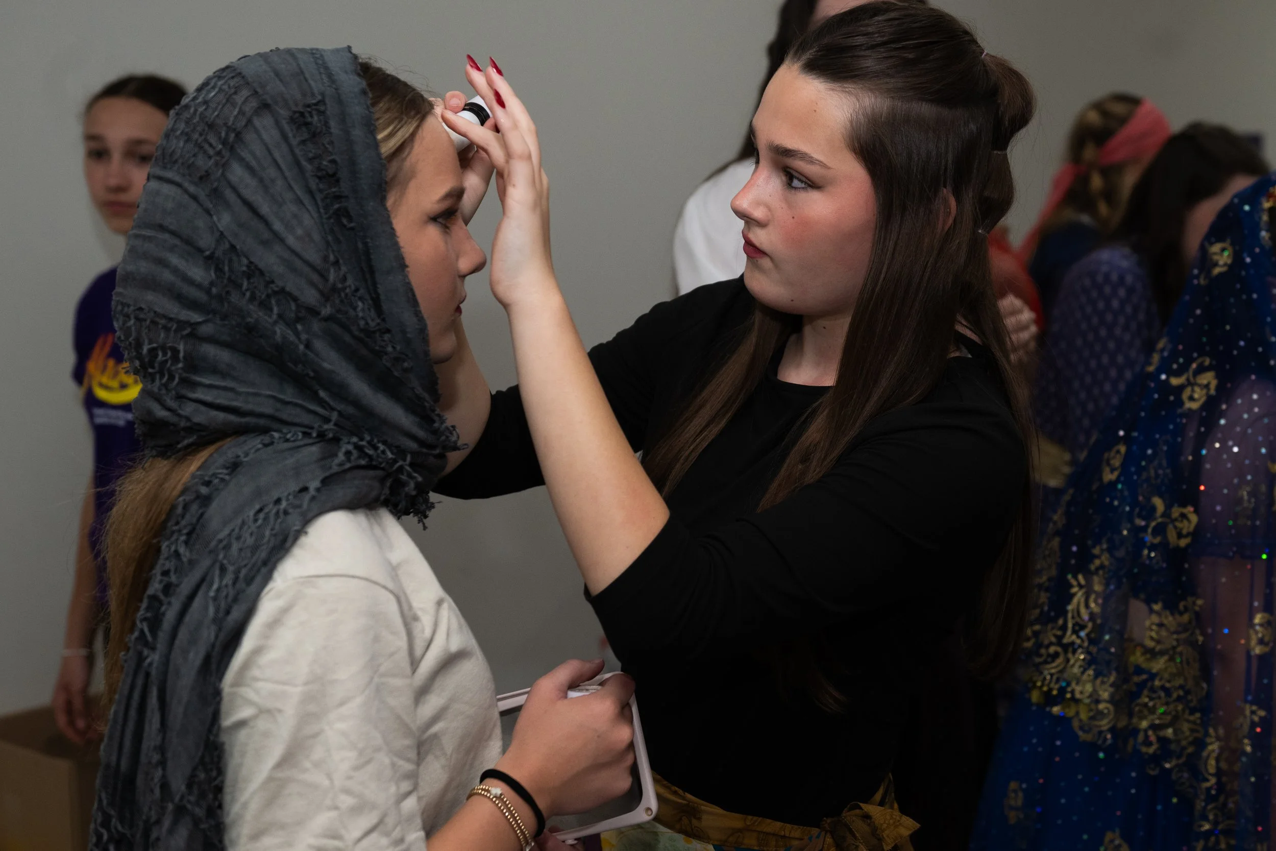 Aladdin getting ready4.jpg