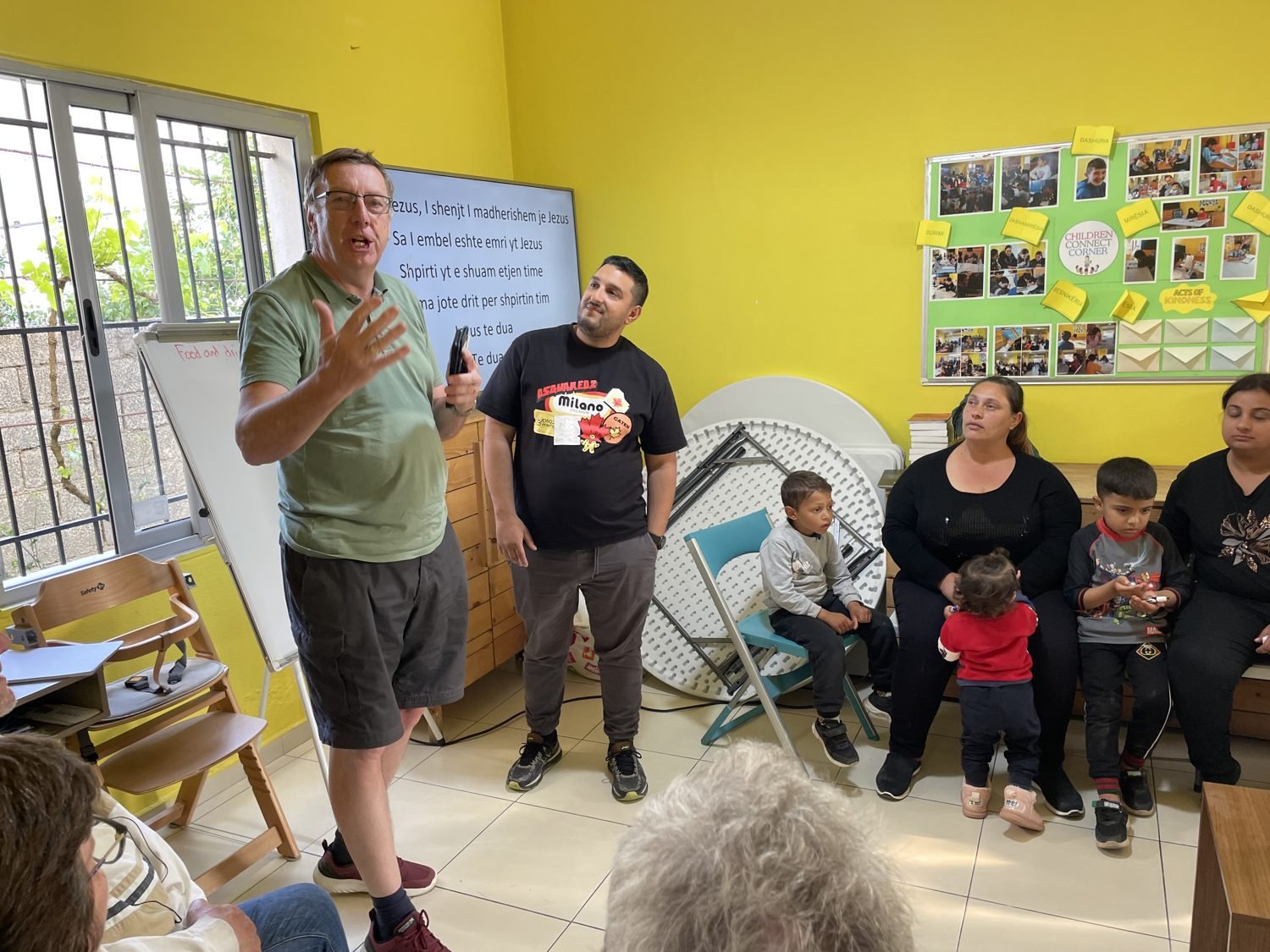 A Tek Ura community gathering in the centre