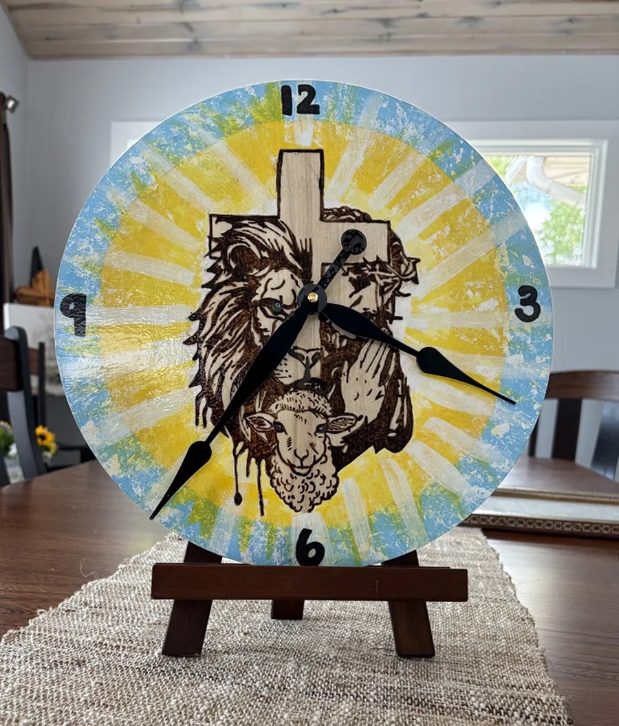 lion-and-lamb-wood-clock-staci-900px-IMG_0138.jpg