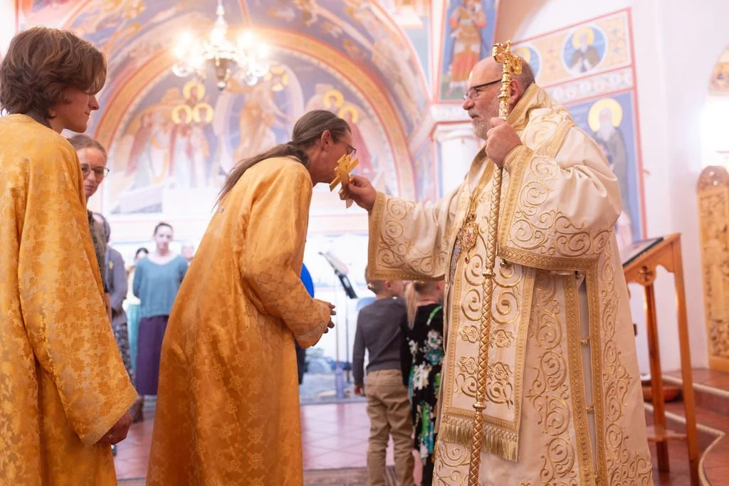 Bishop025.jpg