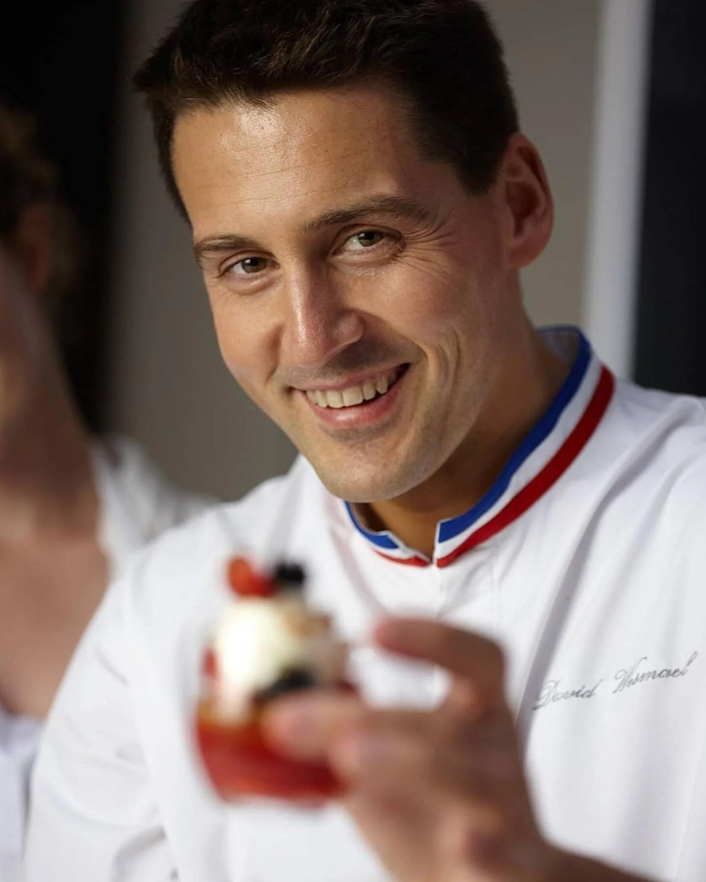 🍓 🍓 🍓- La deuxi&egrave;me p&acirc;tisserie pour notre food tasting sera glac&eacute;e avec des ingr&eacute;dients naturels et turbin&eacute;s artisanalement ! 
Le Fraisier glac&eacute; &agrave; partager ! 

🍦 Les Glaces et Sorbets de @laglaceriep