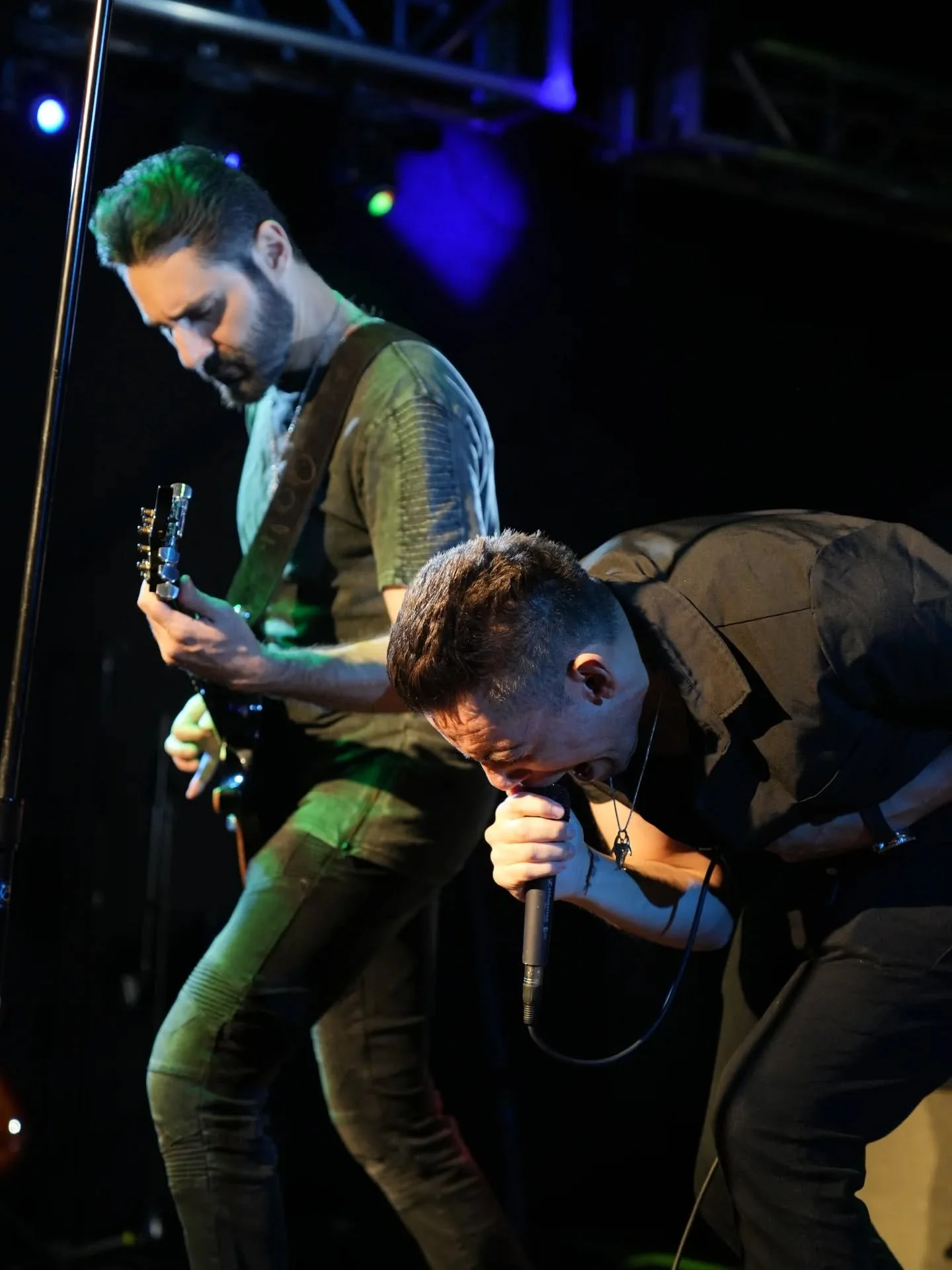 Some moments from Lucky Strike Hollywood. We had a solid time on stage. Appreciate everyone who showed up 🖤

📸 Photos by @gegasparyan
.
.
.
.
#metalmusic #rockmusıc #music #losangeles #hollywood