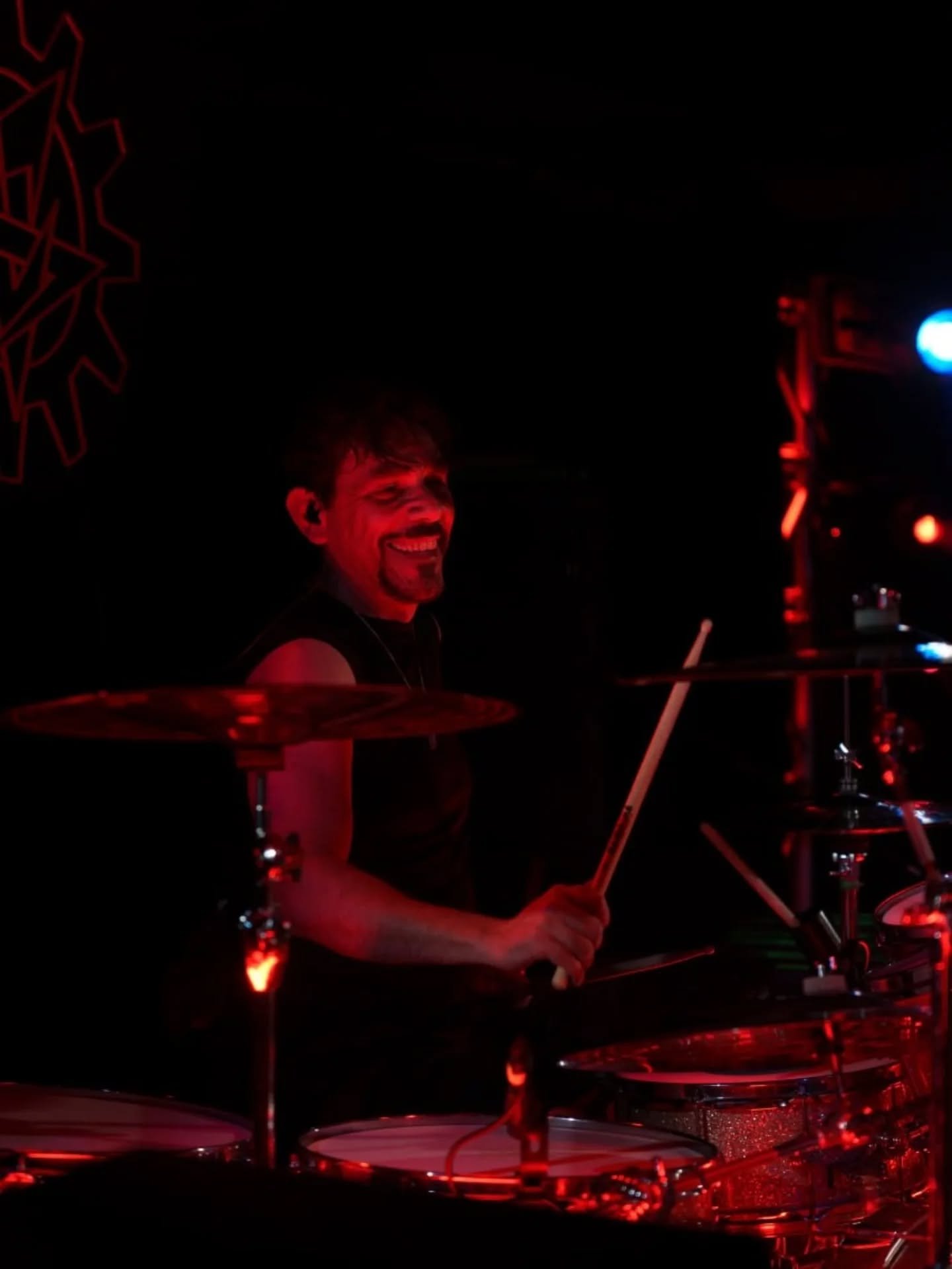 We&rsquo;re not done posting photos from the last show yet 😎
While you scroll through these, we&rsquo;re already getting ready for the next one 👀
Catch us live again on June 19 at The Viper Room 🤘

🕣 We hit the stage at 8:30 PM
🚪 Doors at 6:30 P