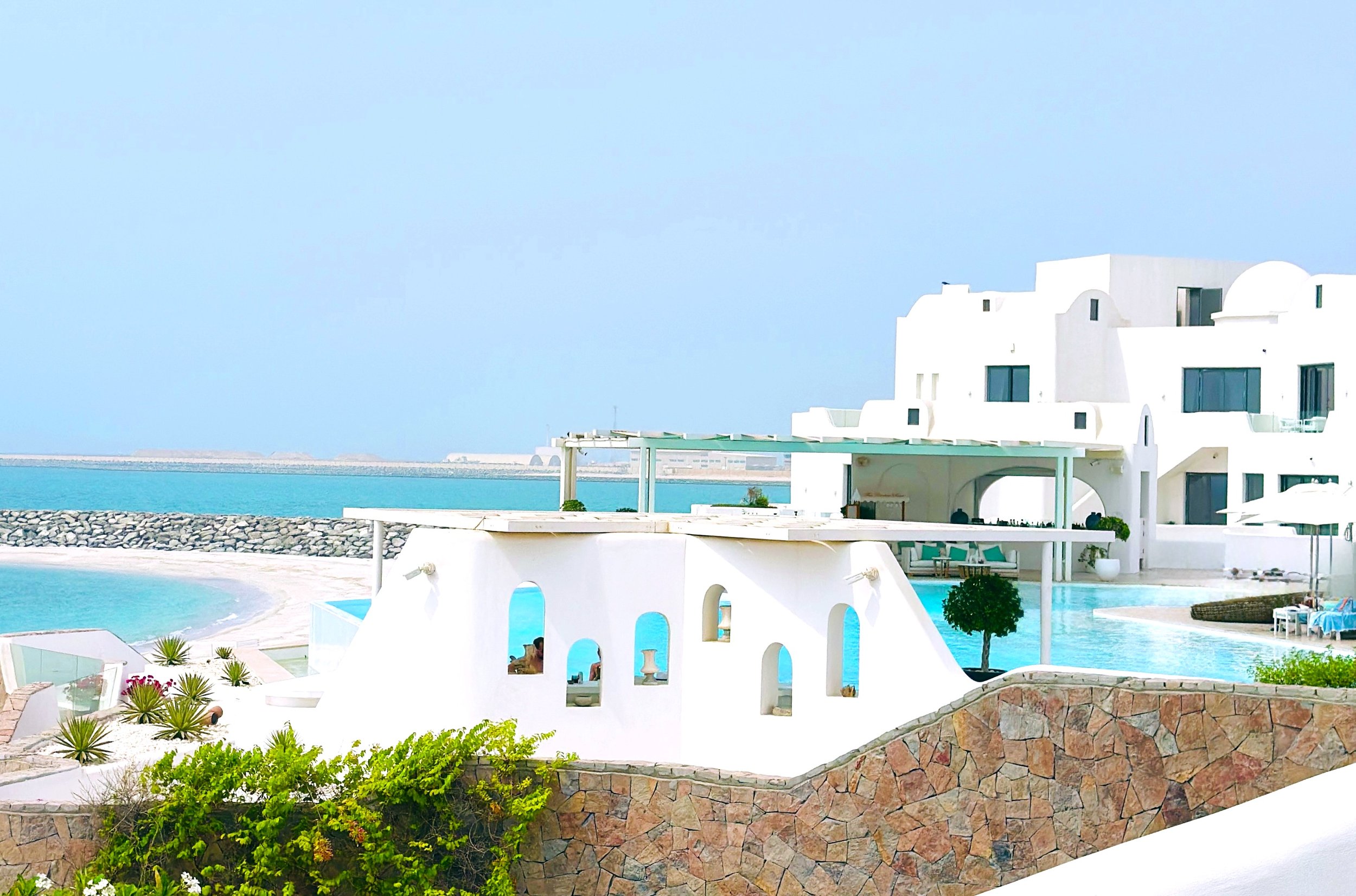 Anantara Santorini 5*, Abu Dhabi (UAE)