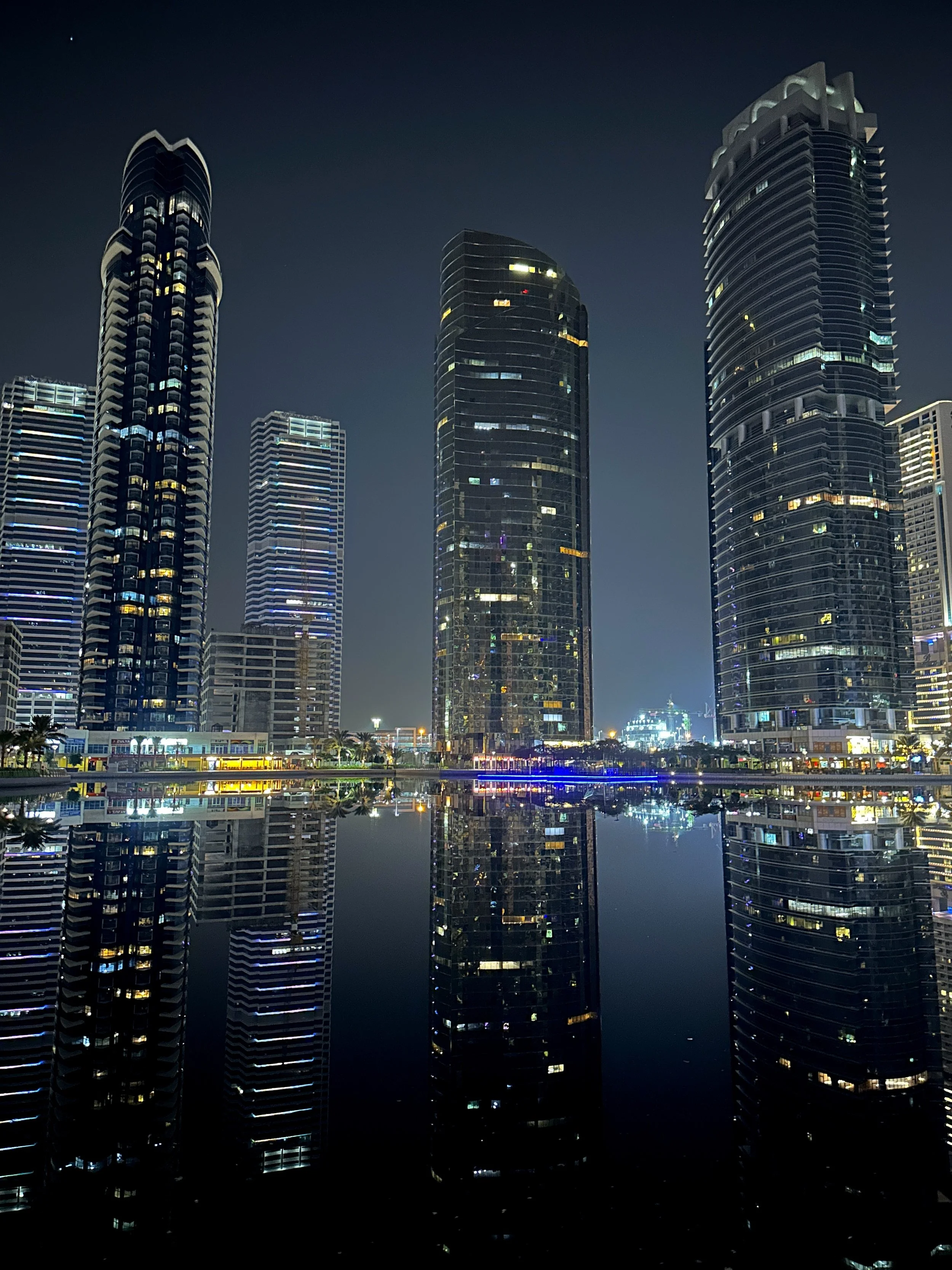 Jumeirah Lake Towers.JPG