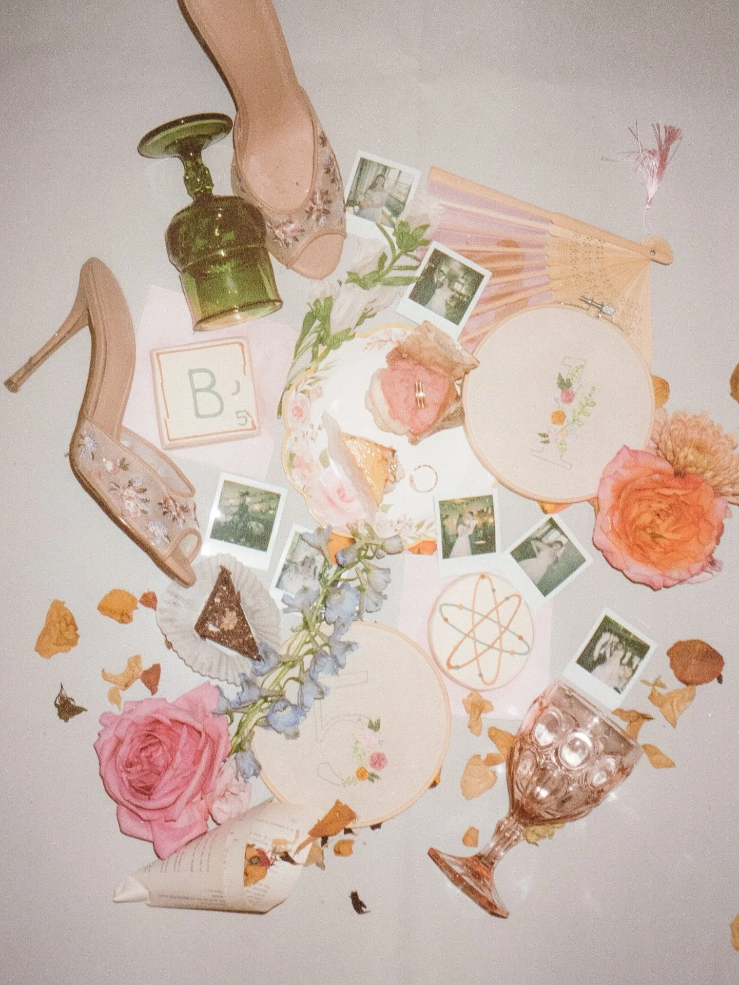 Sweet summer wedding captured on 35mm film 🎞️ 

Bride: @mattiejjj 
Venue &amp; Florist: @themarmaladelily 
Videographer: @elliehopefilms 
Photographer: me 🫶🏻 @lottieshepherdphoto 

#cincinnatifilmweddingphotographer #ohioweddingphotographer #cinci