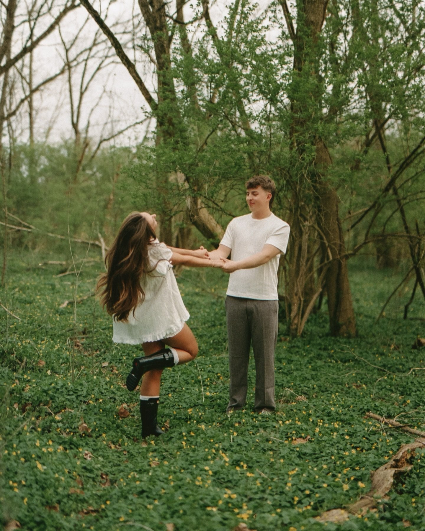 Bethany &amp; Owen were the perfect muses for this spring engagement session 🌿

Film (35mm + 120) and digital 🎞️ 

#cincinnatiweddingphotographer #ohioweddingphotographer #engagmentphotography #filmphotographer #weddingfilmphotography