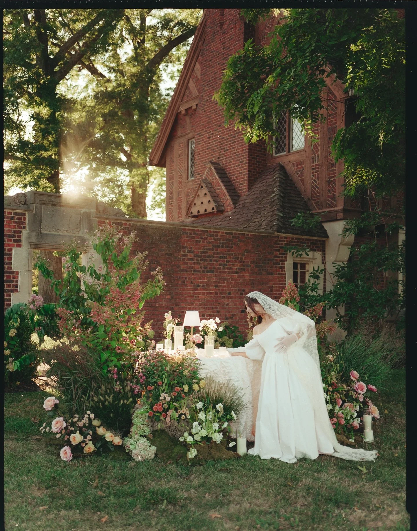Whimsical photography for my whimsical brides 🕊️

Digital + film 

Florals + tablescape: @midsummerfd 
Photographer: me  @lottieshepherdphoto 
Model: @biancagcamarena 
Makeup: @splendidbeautyllc 

#cincinnatiweddingphotographer #ohioweddingphotograp
