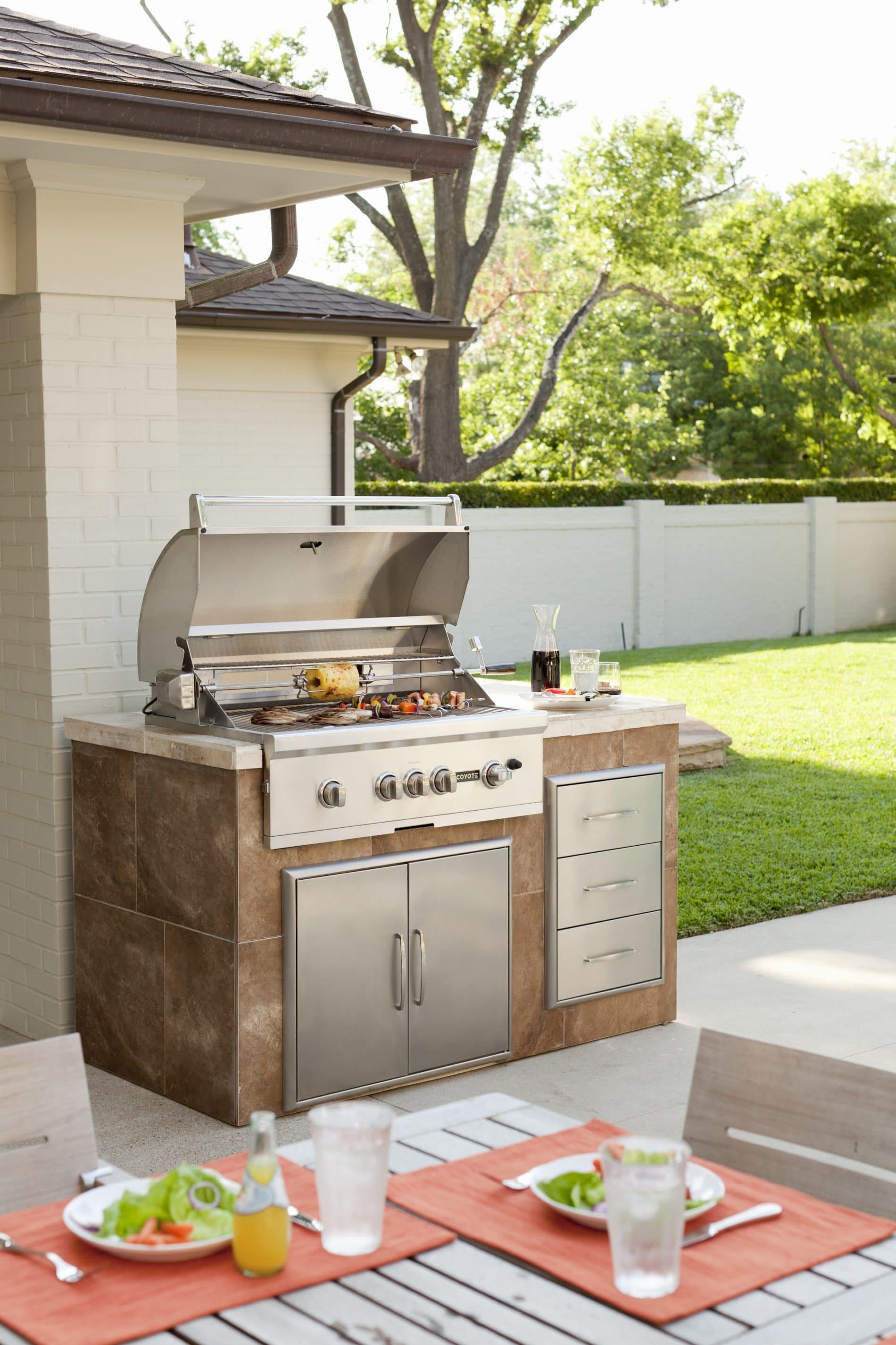 Coyote-Grill-36-inch-06.jpeg