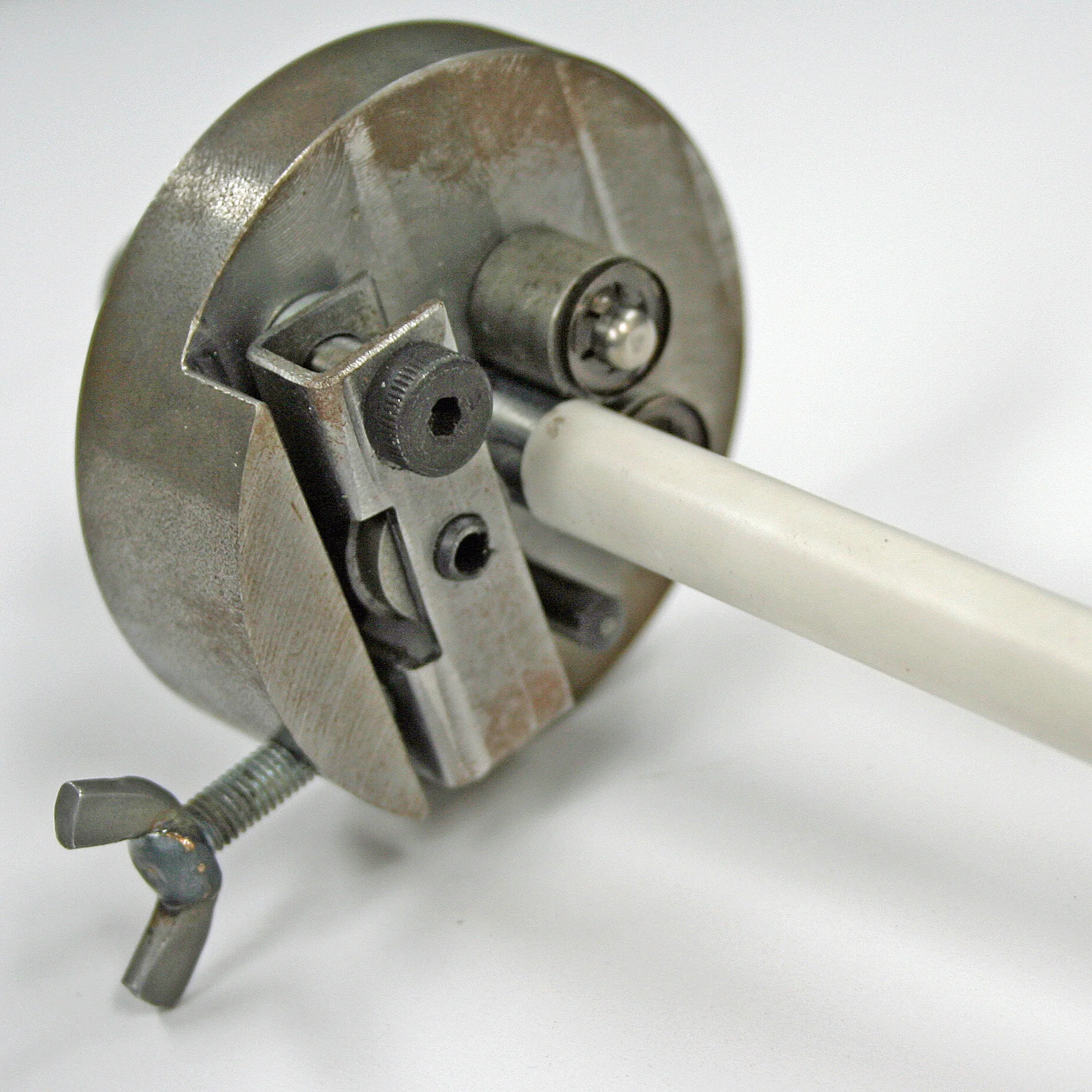 Pratley &amp; Partners Remake The Perfect Conduit Ringing Tool