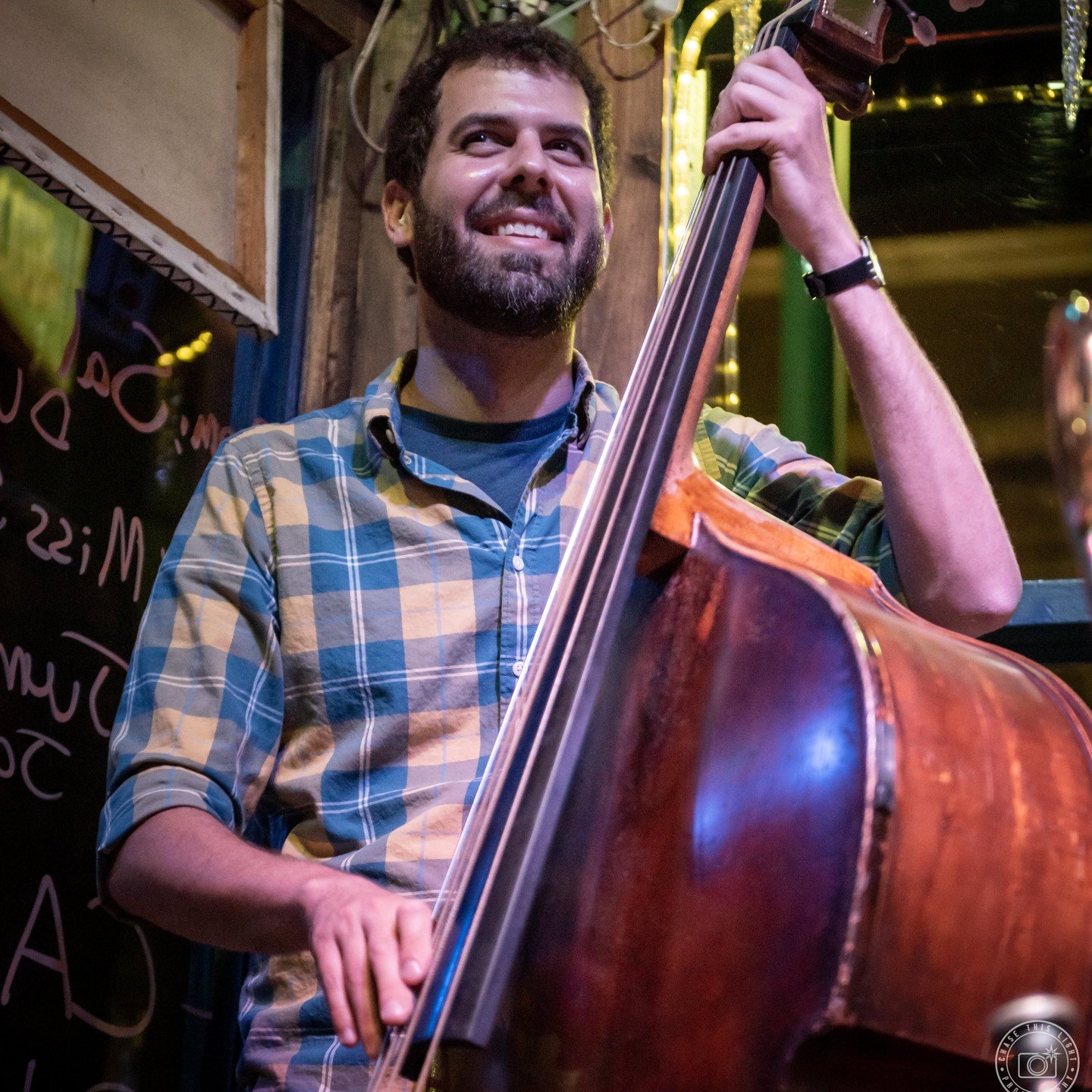 I've got a nice and mellow French Quarter Fest weekend this year. If you're around town, come say hey!⁣⁣⁣⁣ 🎸
⁣⁣⁣⁣
Thursday (tonight)⁣⁣⁣⁣
Jumbo Shrimp Jazz Band⁣⁣⁣
Spotted Cat Music Club⁣⁣⁣⁣
10pm⁣⁣⁣⁣
--------------------------------⁣⁣⁣⁣
Friday (tomor