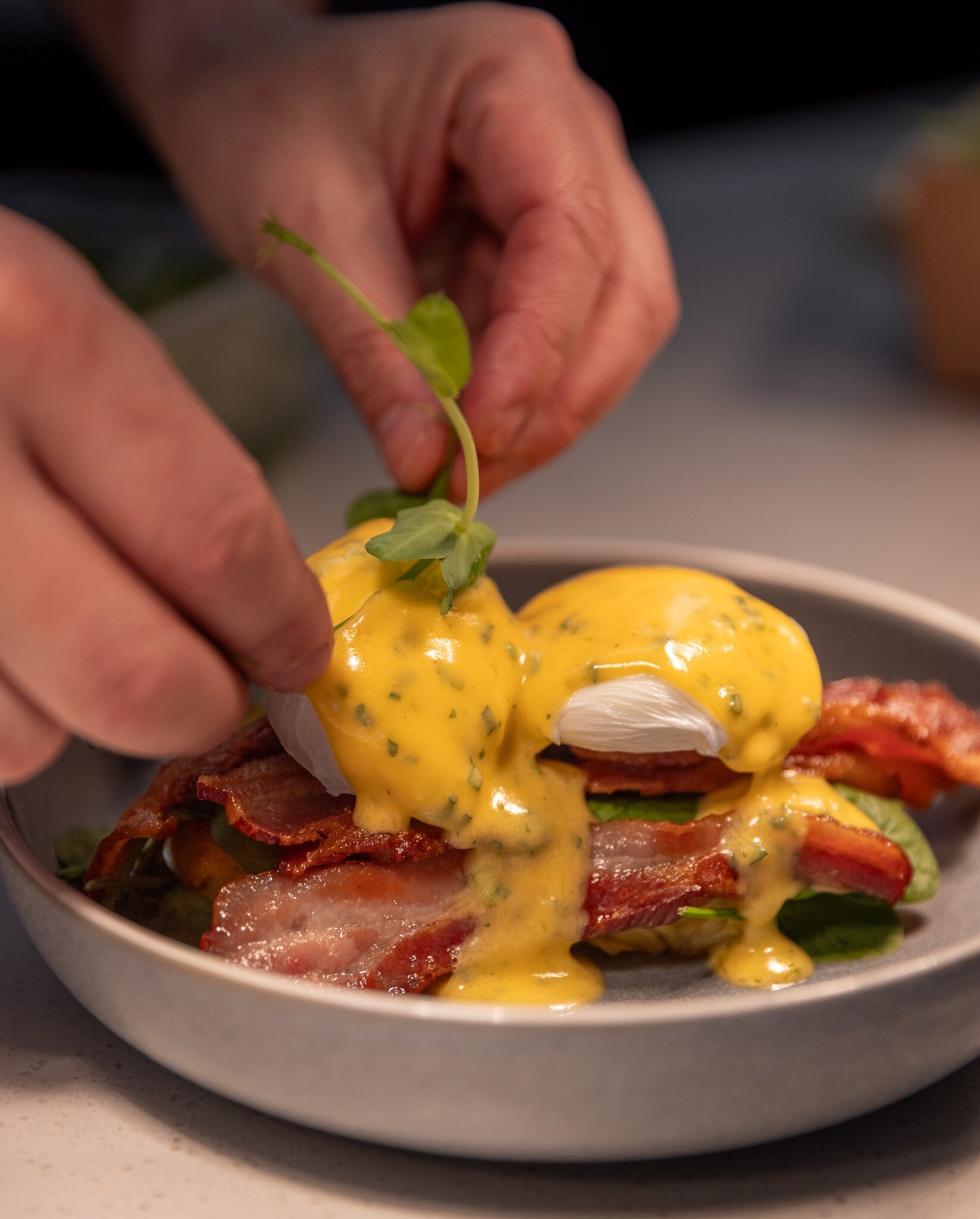 The BEST eggs bene dishes are just around the corner from you in Takapuna 😉 This one is our Streaky Bacon 🥓 and we also have Portobello Mushroom (vegetarian) 🍄 or Hot Smoked Salmon options 🐟

Free-range poached eggs, served on potato rosti with s