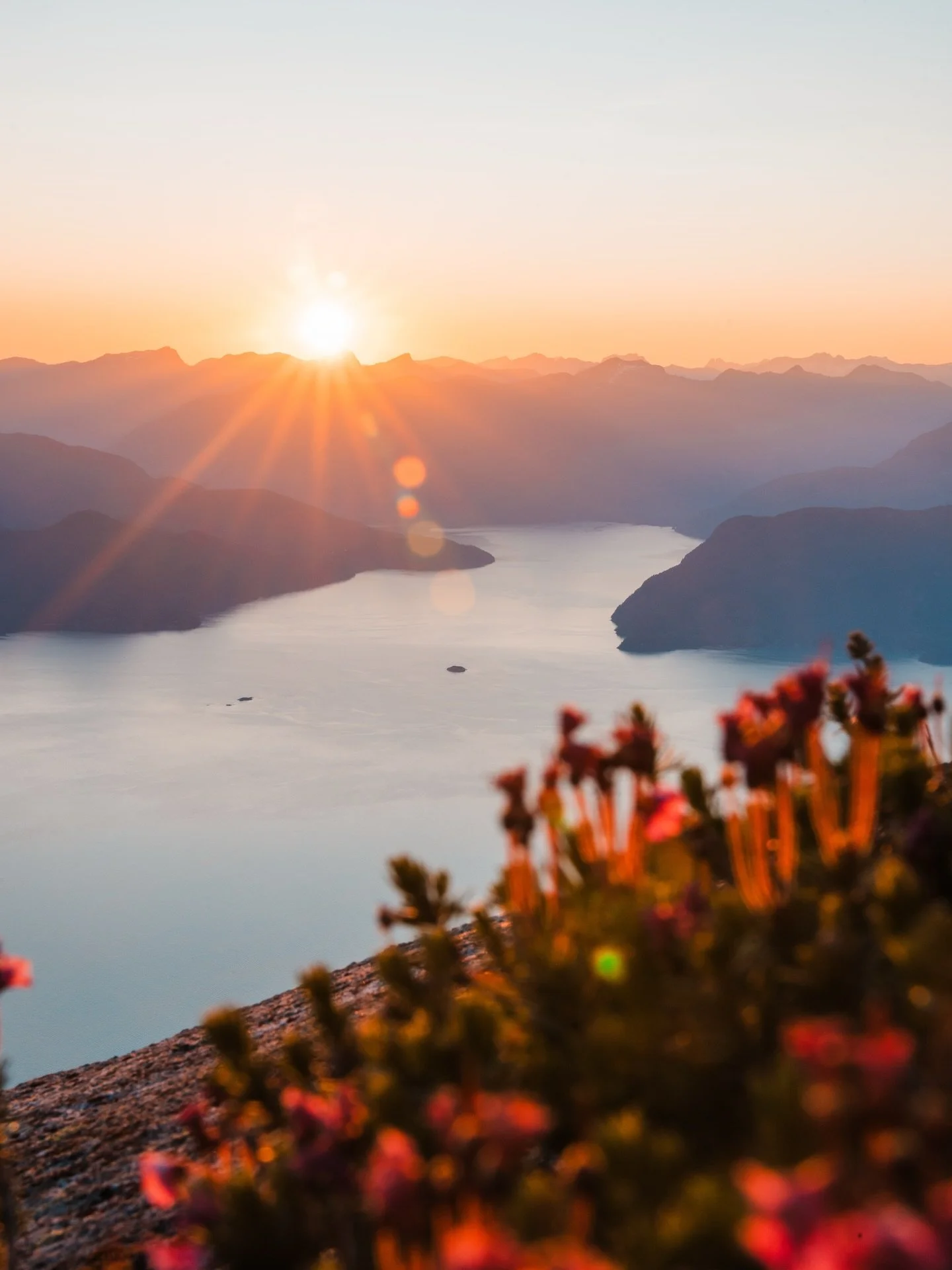 POV: You spend summer in Squamish &amp; Whistler 🏔️

🚐 Of all the places we&rsquo;ve traveled to, hiked in, and climbed in over the past few years on the road, Squamish will forever be my favorite!

🥾 British Columbia is such a special place, and 