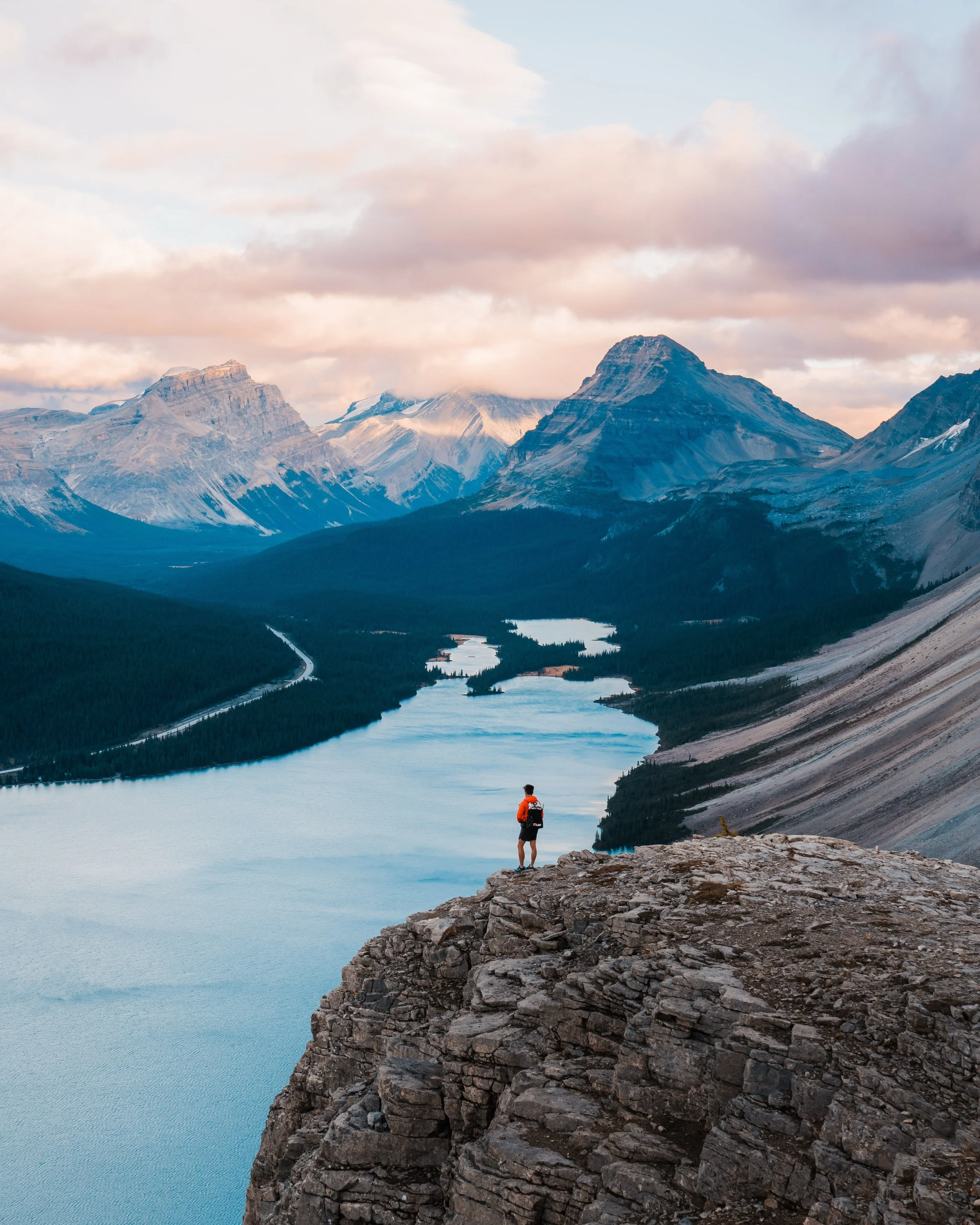 Can&rsquo;t wait for more time in the Canadian Rockies 🚐

I just booked us camping for our fourth fall in a row in Banff and even though it&rsquo;s a few months away, I&rsquo;m so excited for it!

🌄 I&rsquo;ll never get over views like this, they&r