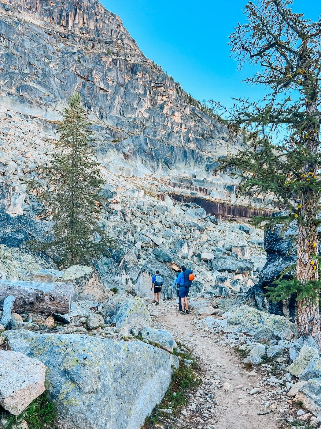 pasayten-loop-rocks.jpg
