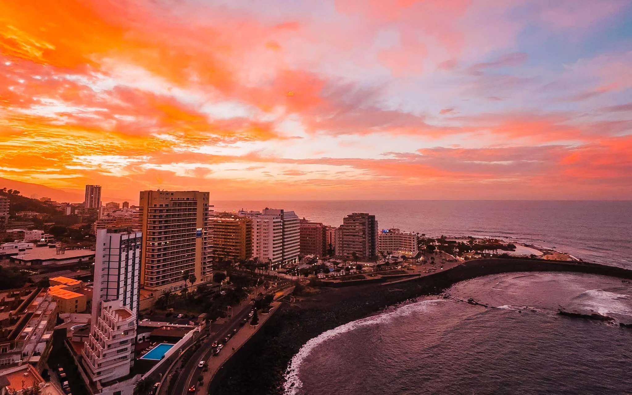 Puerto de la Cruz at sunset