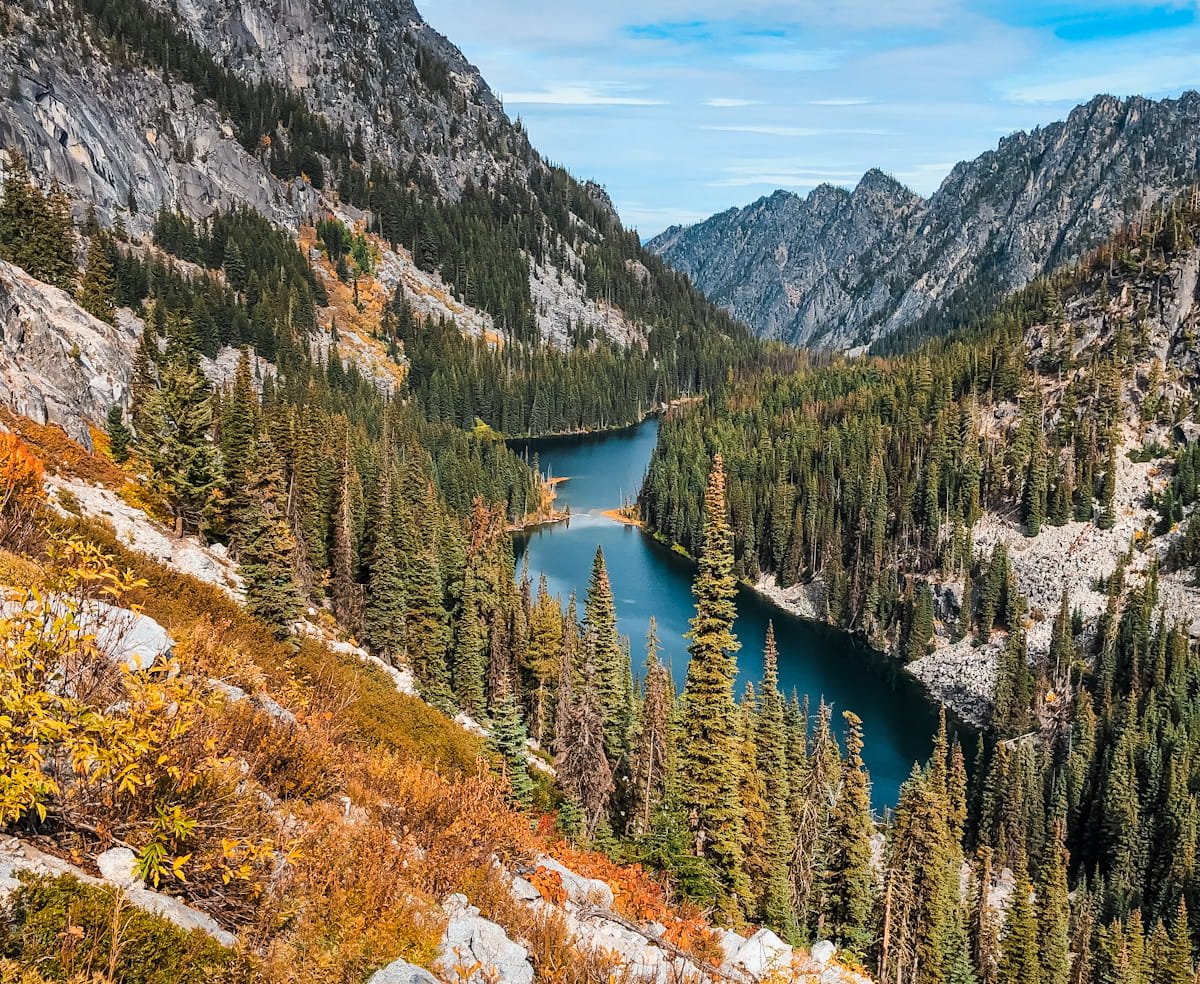 enchantments-nada-lake.jpg