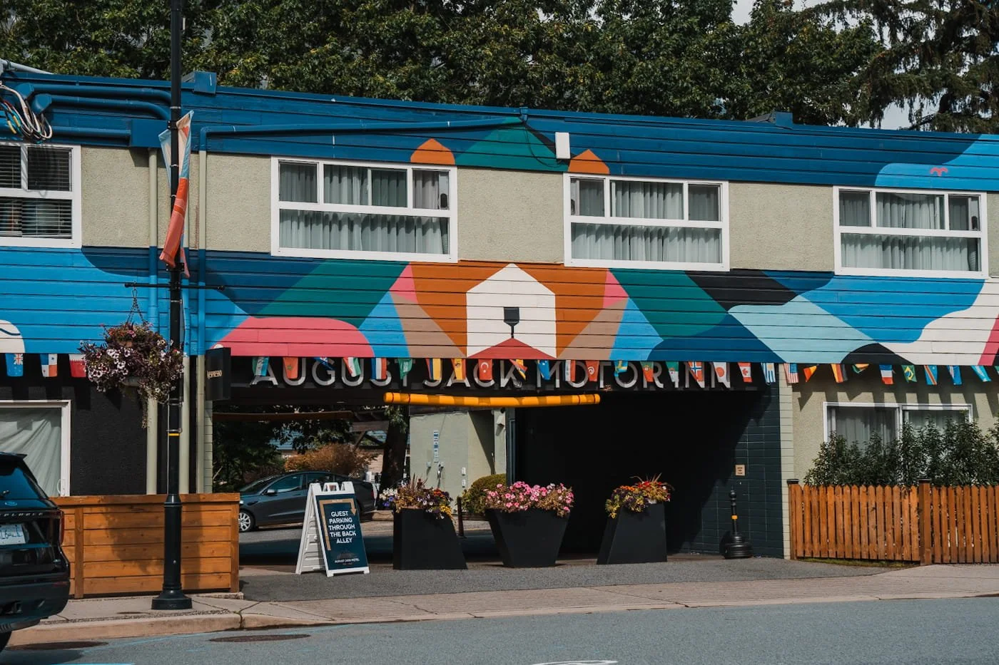 photo of the entrance to the August Jack Motor Inn in Squamish BC