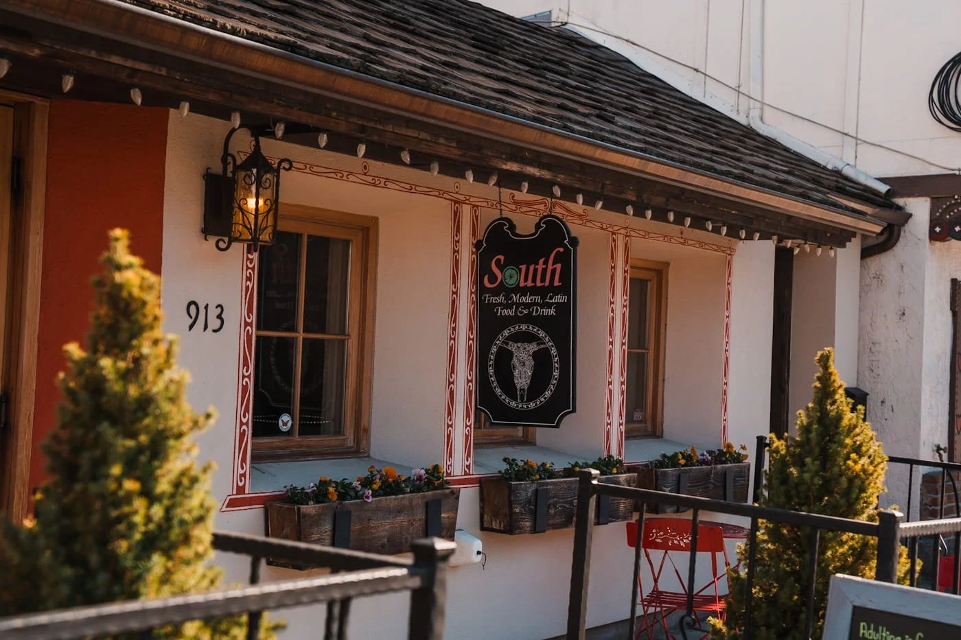 Front entry way to South restaurant in Leavenworth Washington
