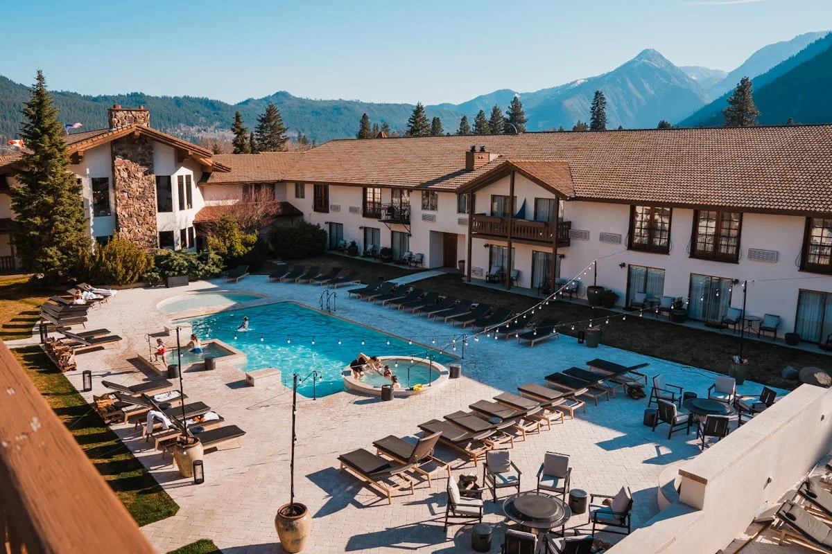 Enzian Inn courtyard and pool located in Leavenworth WA