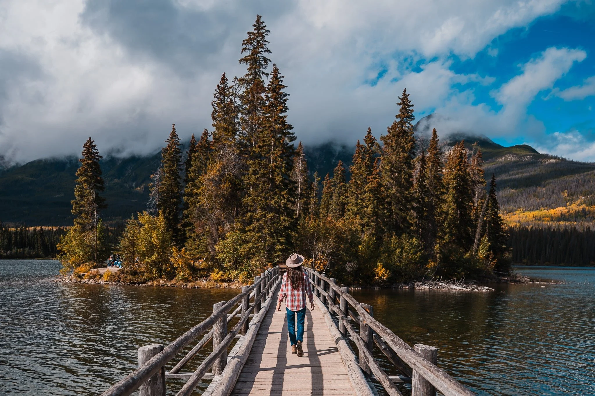 Where to Stay in Jasper National Park: Ultimate Guide to Hotels and Campgrounds