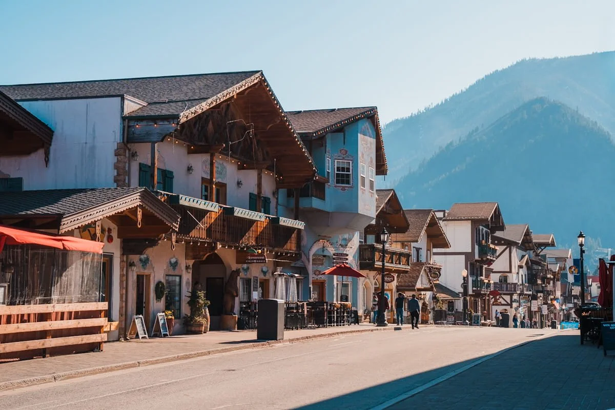 Mainstreet in downtown Leavenworth