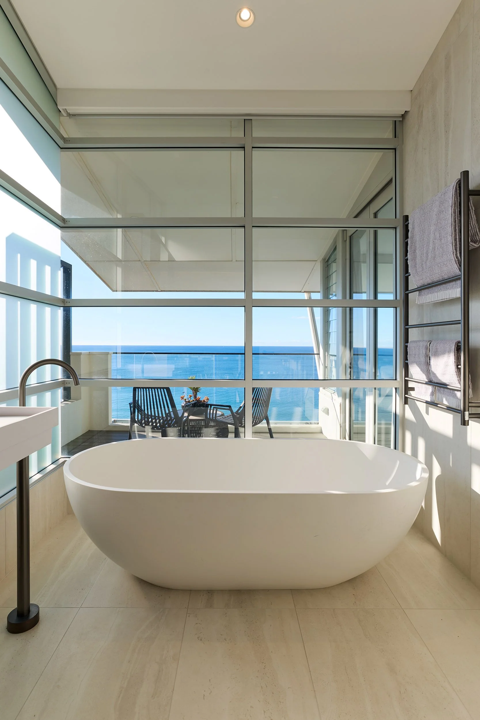 Terminal13_Ensuite3.jpg