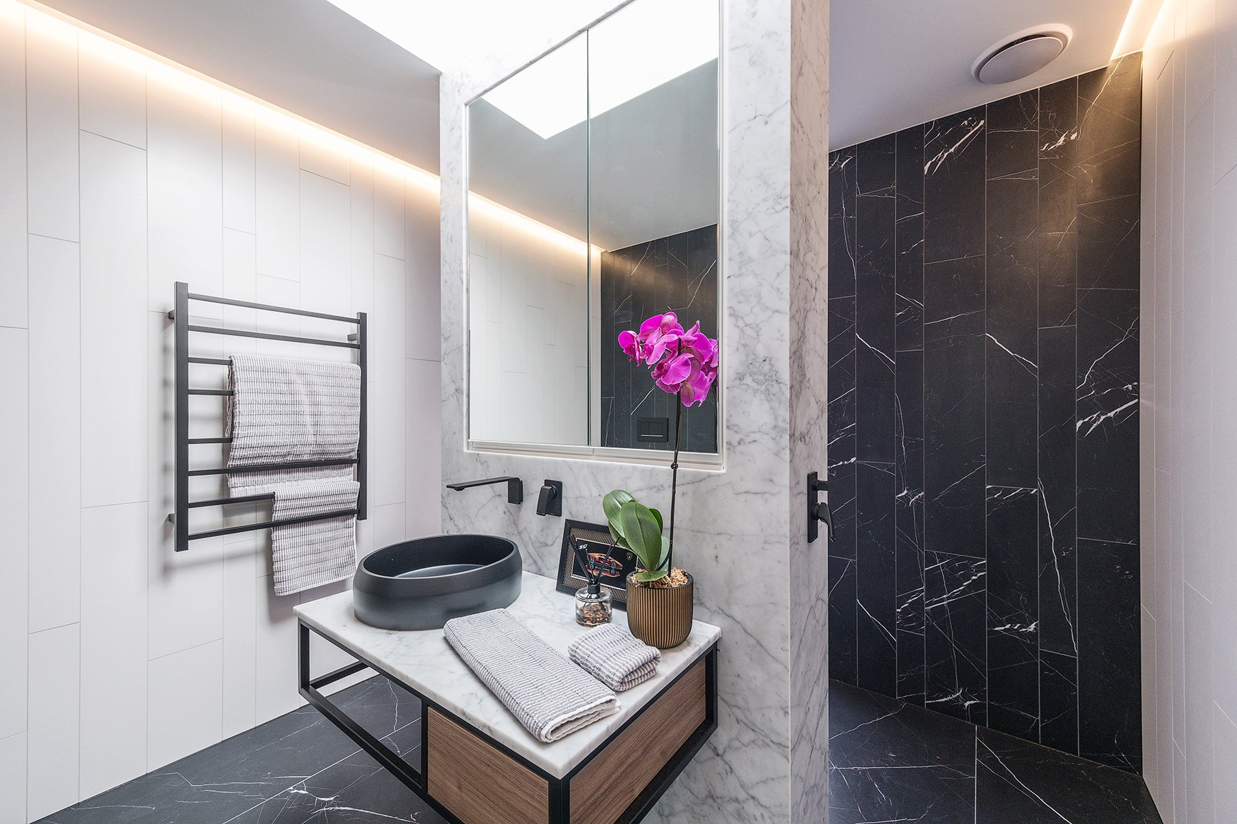 190Barrenjoey_Ensuite .jpg