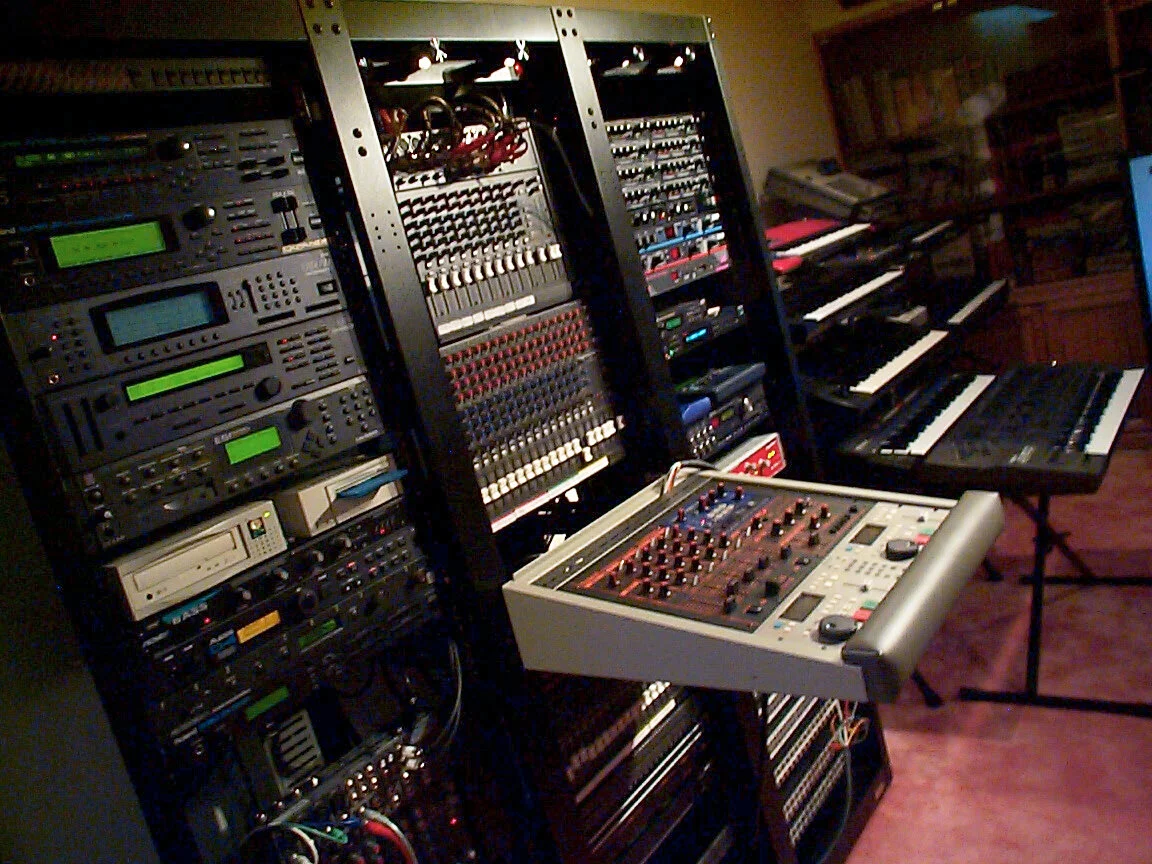 st-gr-Studio045.jpg