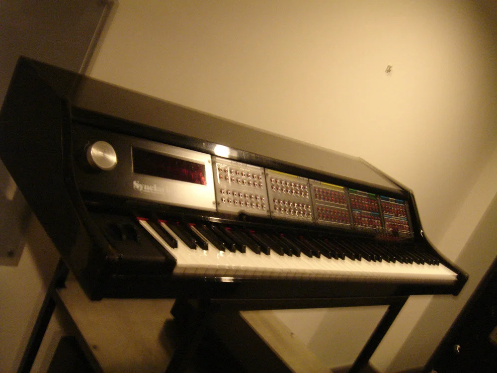 st-synclavier-03.jpg